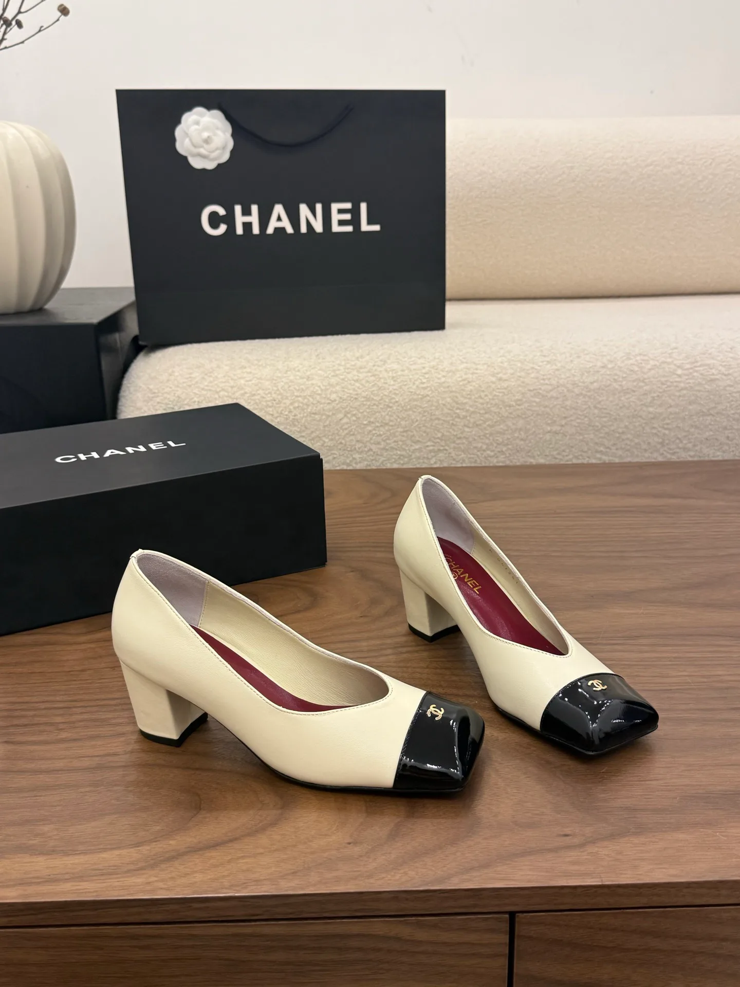 Туфли Женские Chanel 13444950