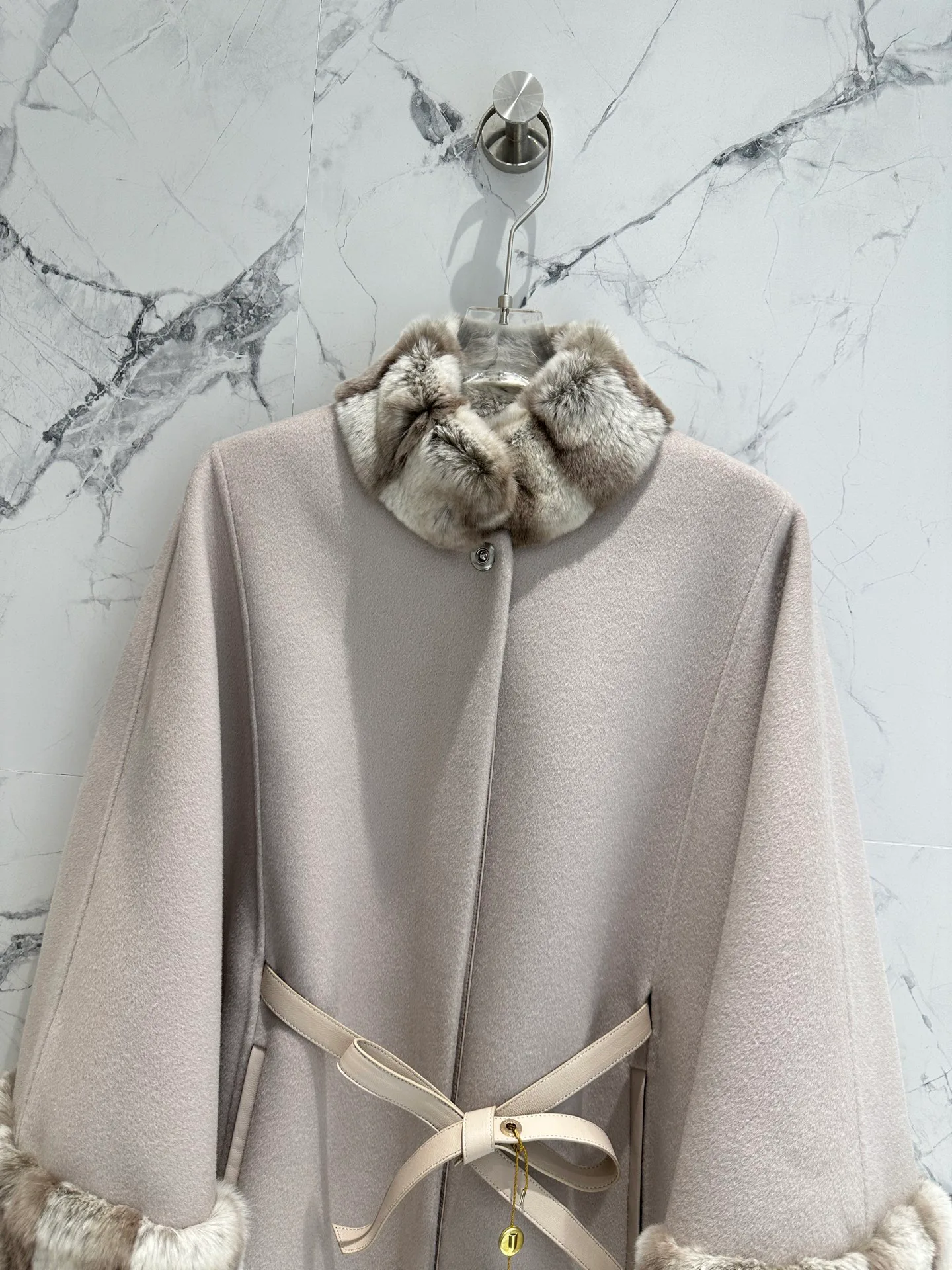 Пальто Женские Loro Piana 18513172