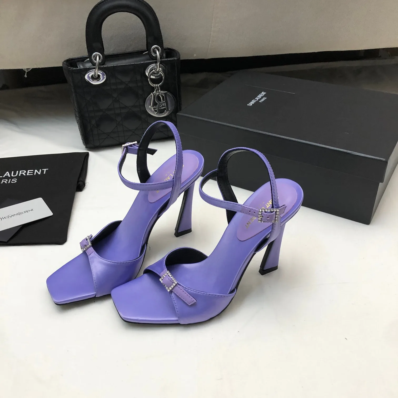 Босоножки Женские Saint Laurent 11220423