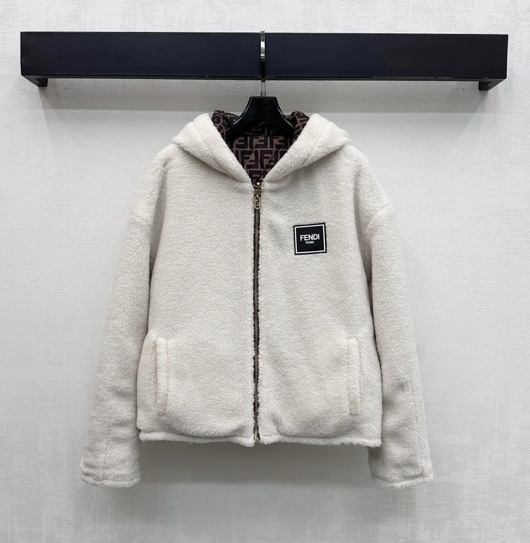 Куртки И Пуховики Женские Fendi 620006