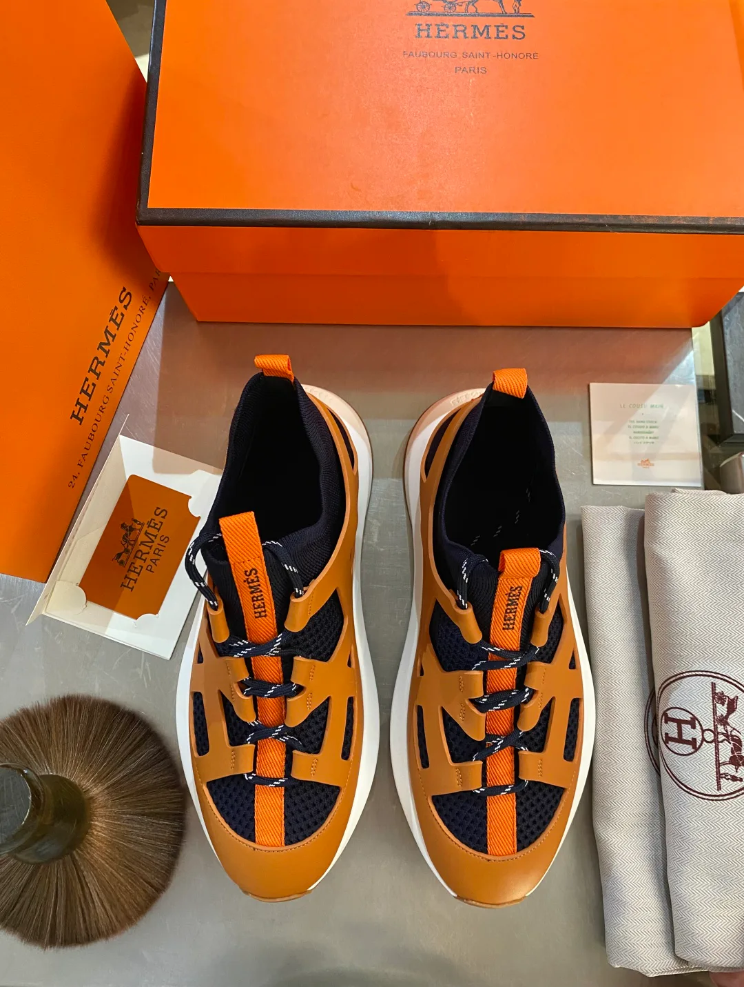 Кроссовки Женские Hermes 48054