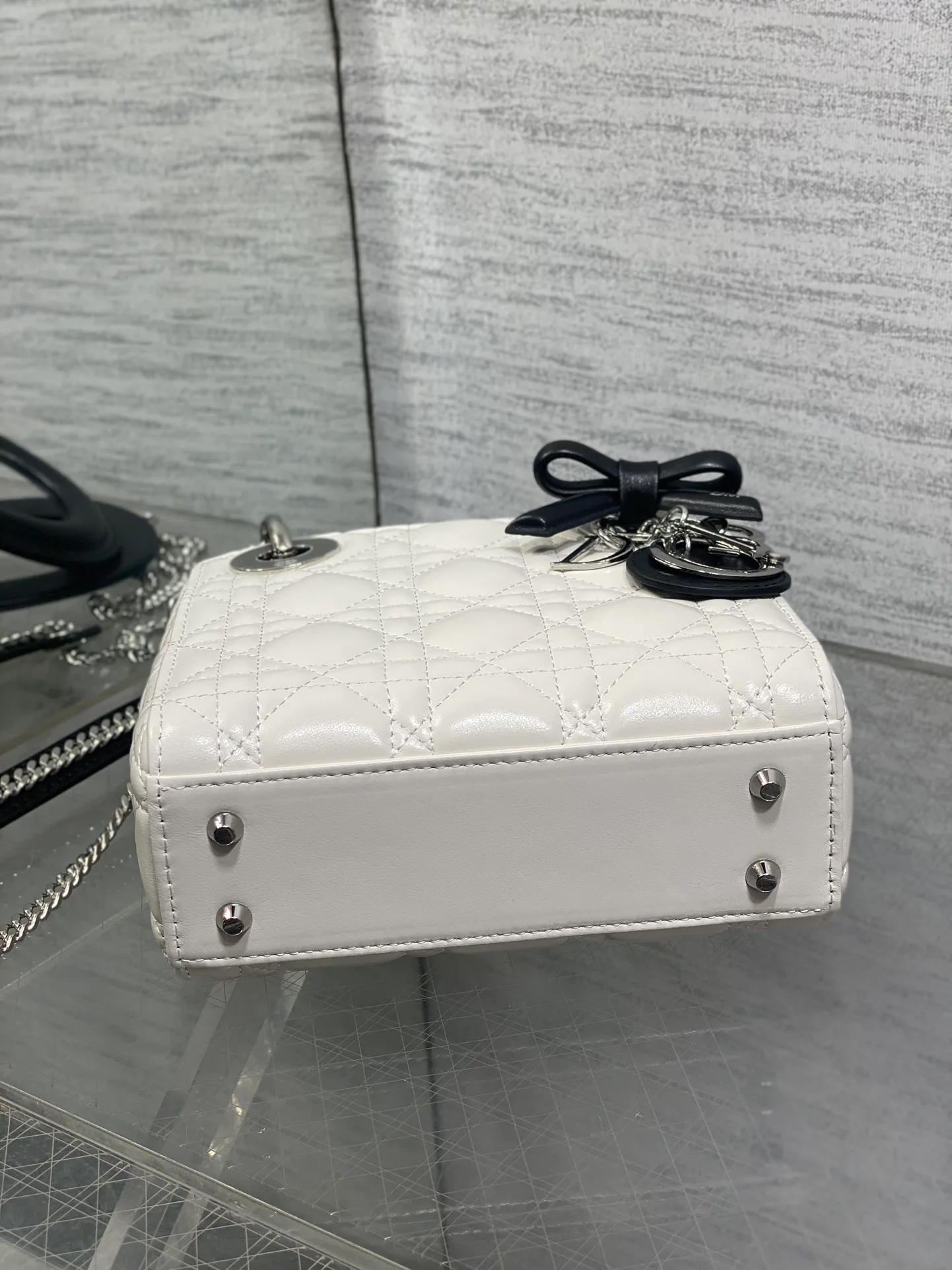 Классические Сумки Женские Christian Dior 11900317