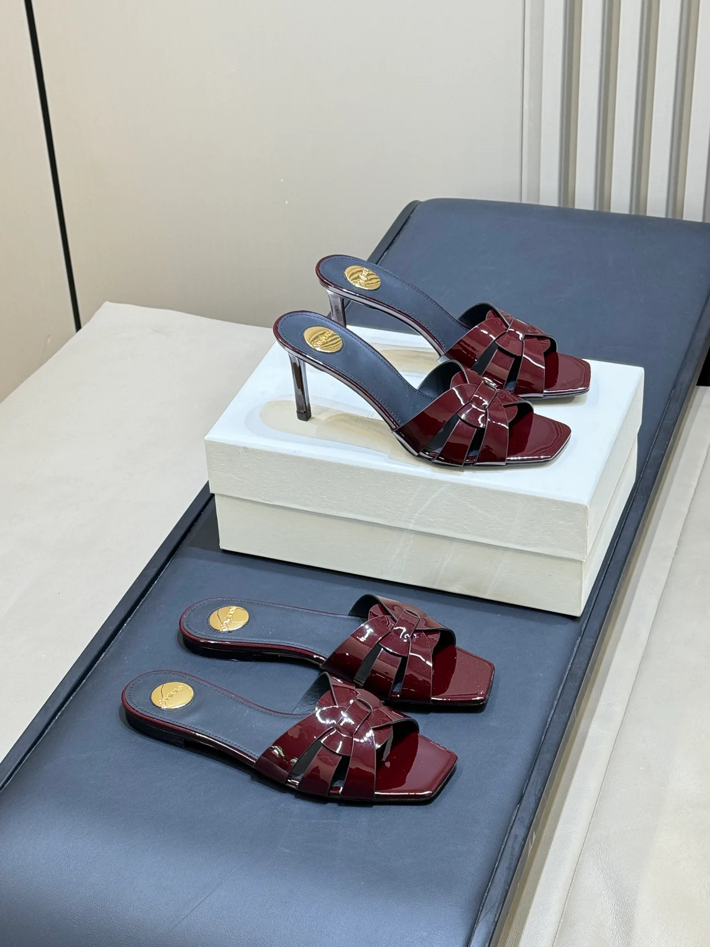 Сандалии Женские Saint Laurent 11180062