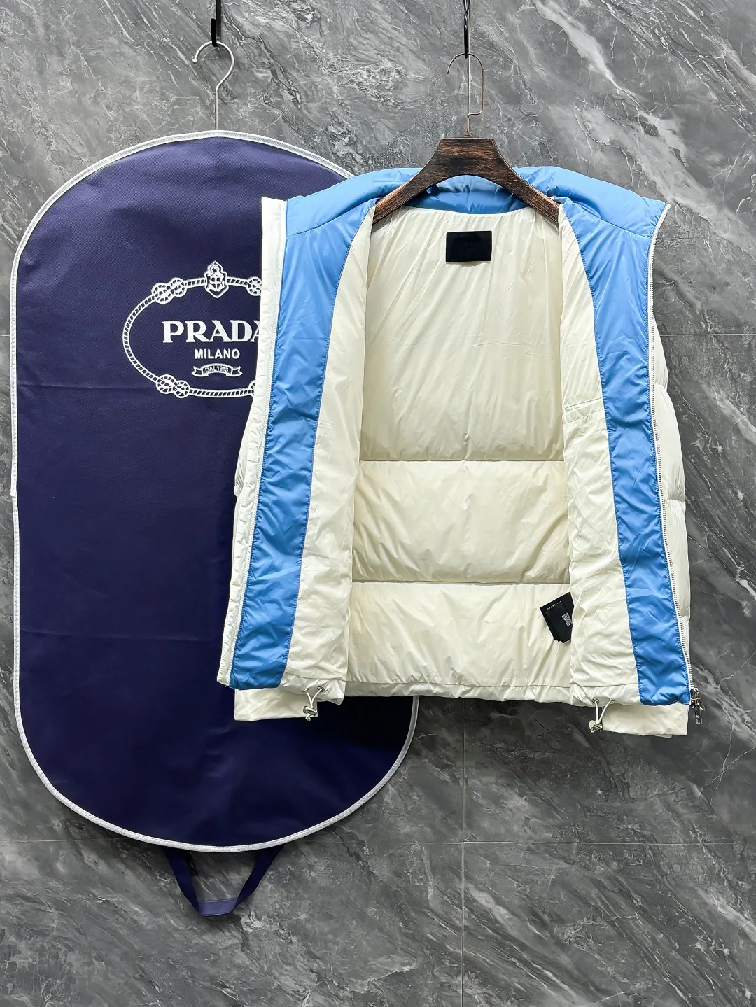 Куртки И Пуховики Мужские Prada 342131