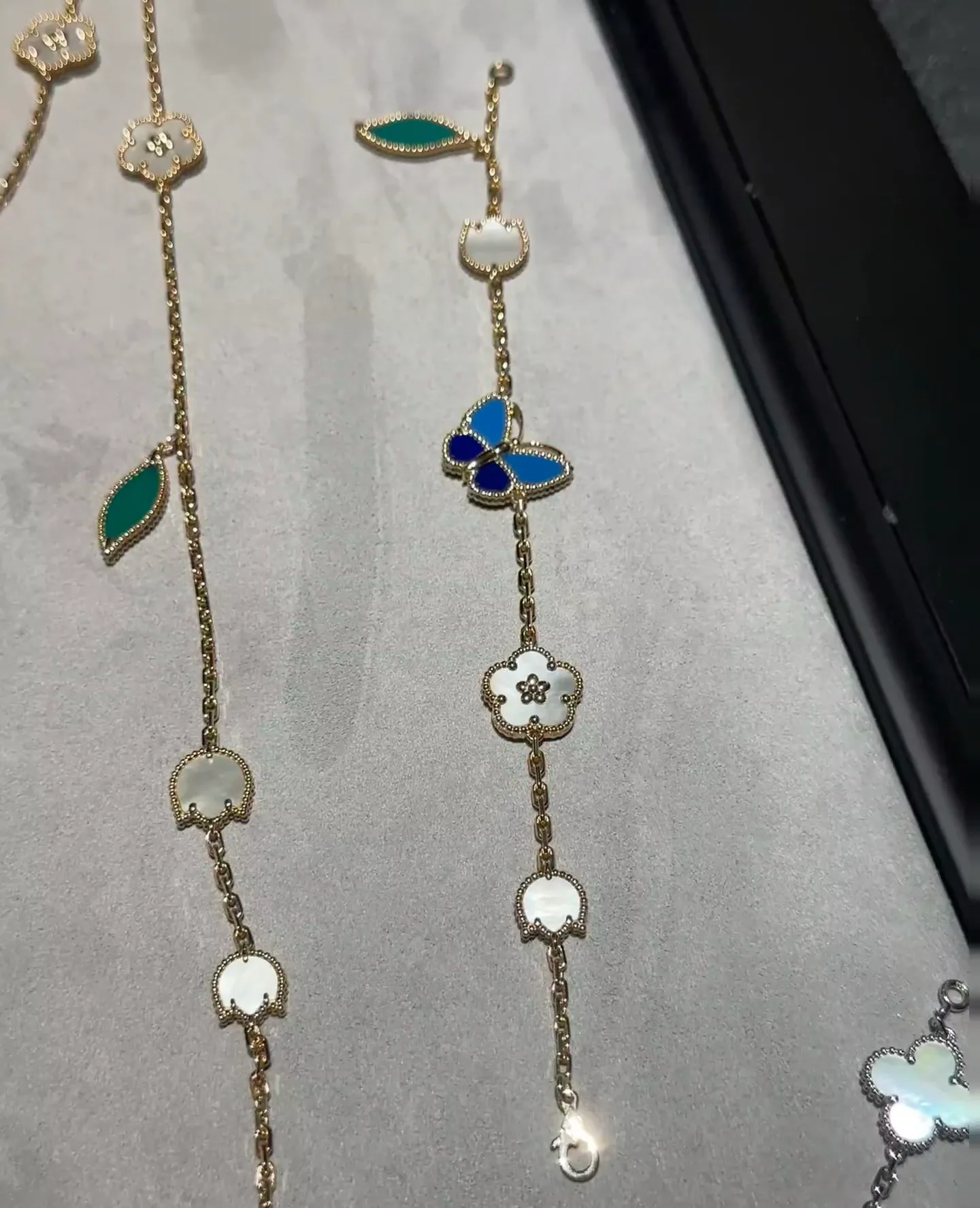 Бижутерия Van Cleef & Arpels 13600883