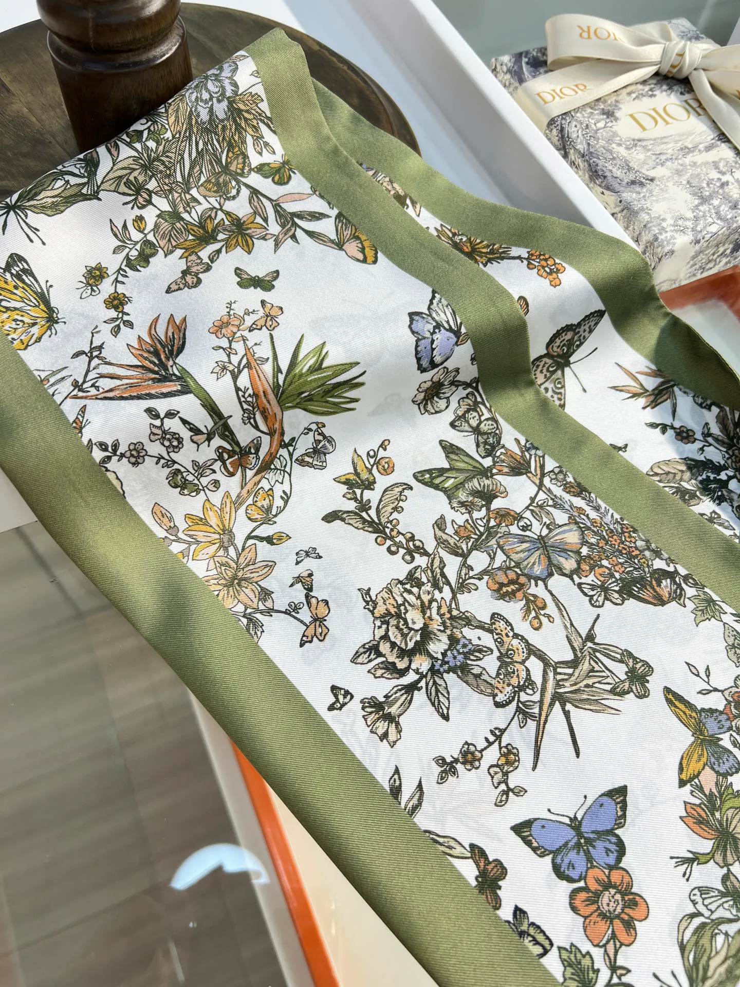 Платки Christian Dior 11527419