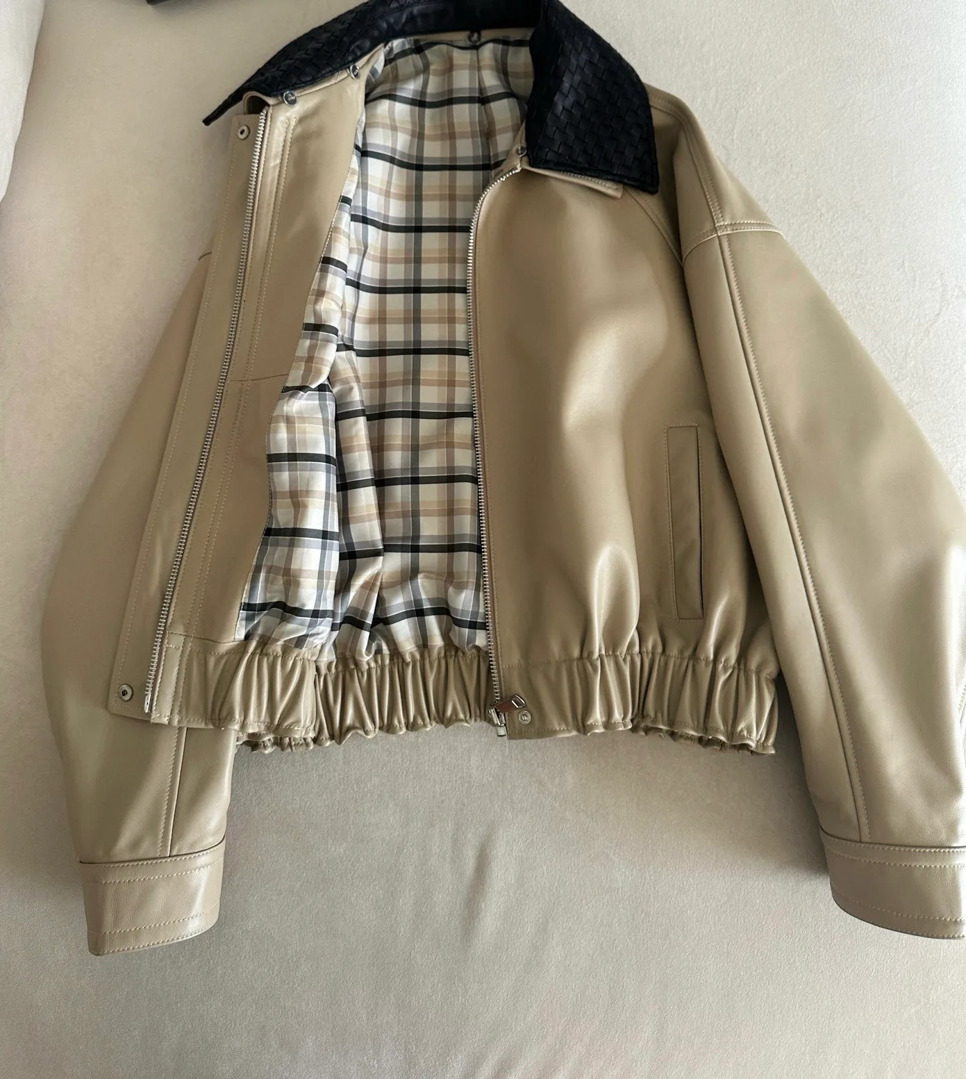 Куртки И Пуховики Женские Bottega Veneta 787337