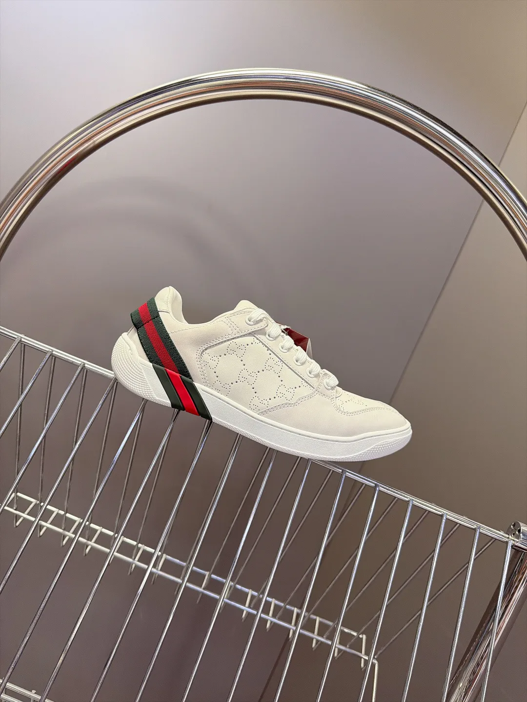 Кроссовки Женские Gucci 18005183