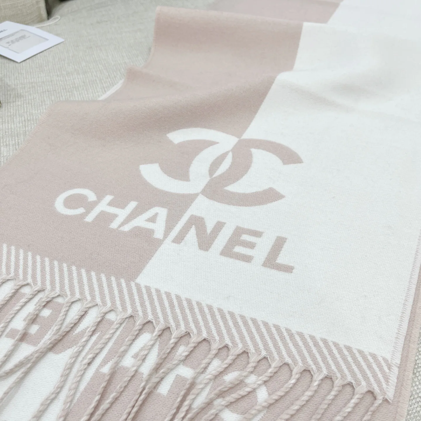 Шарфы Chanel 9618439