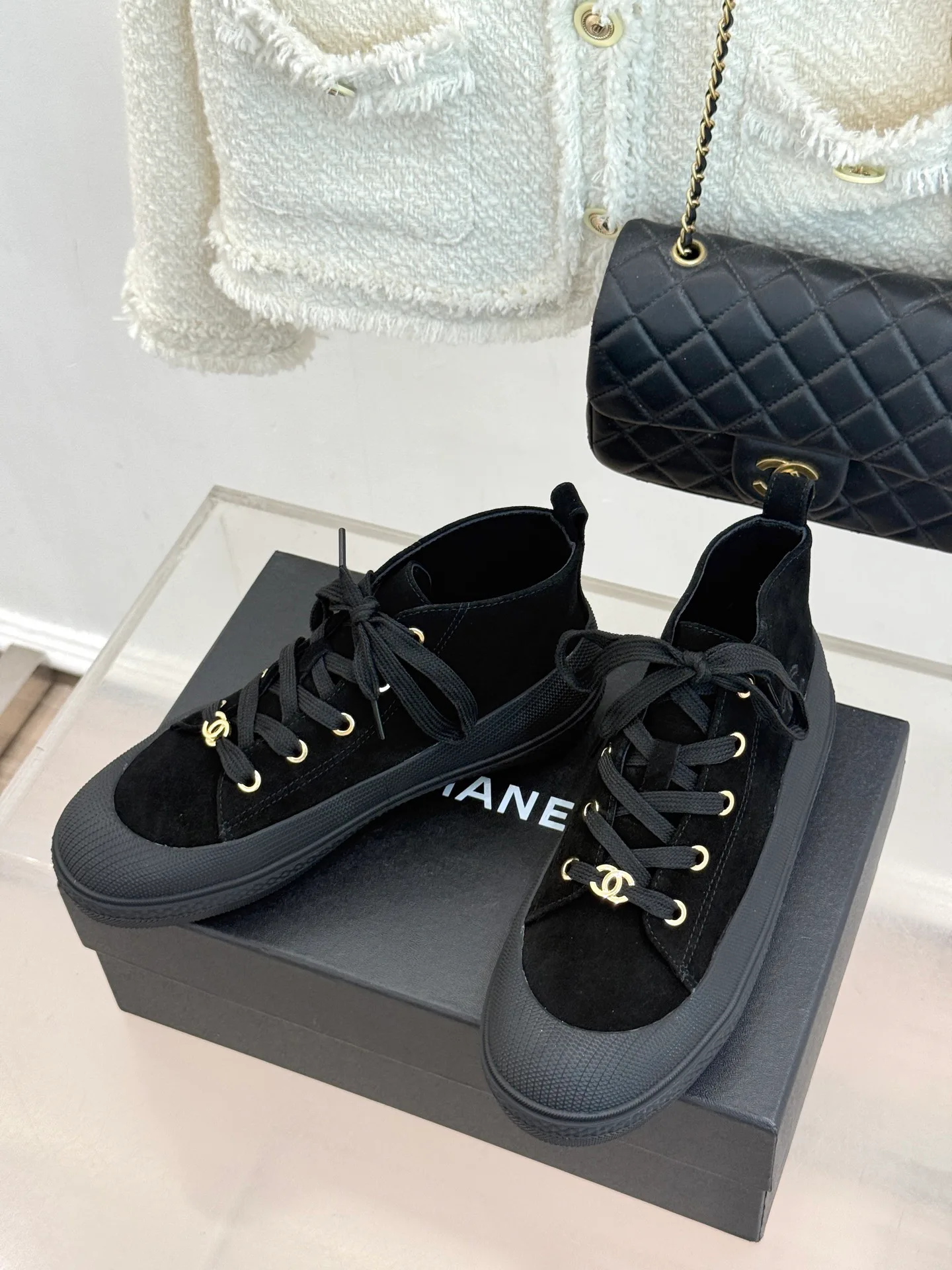 Кроссовки Женские Chanel 19281479