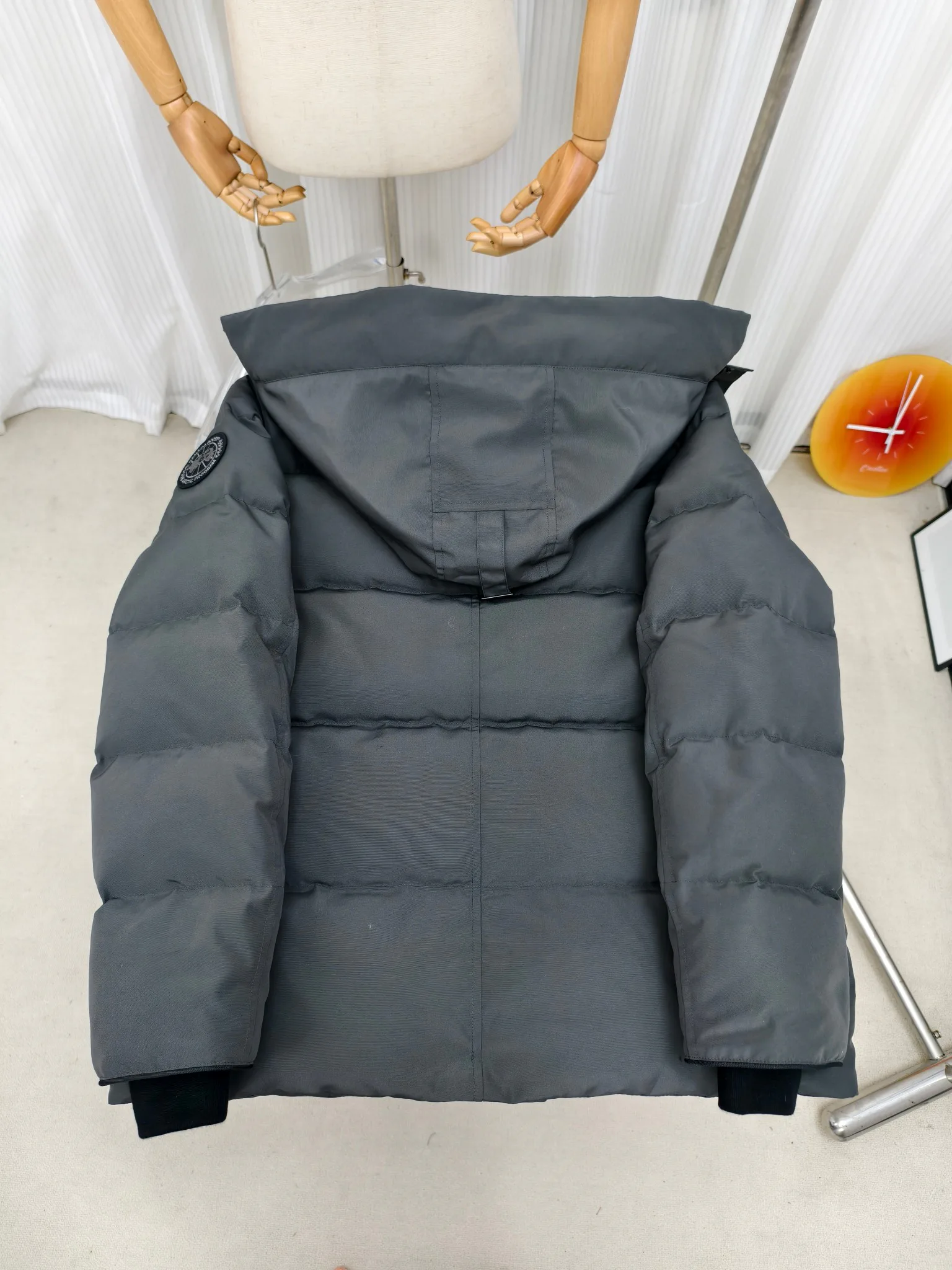 Куртки И Пуховики Женские Canada Goose 18926109