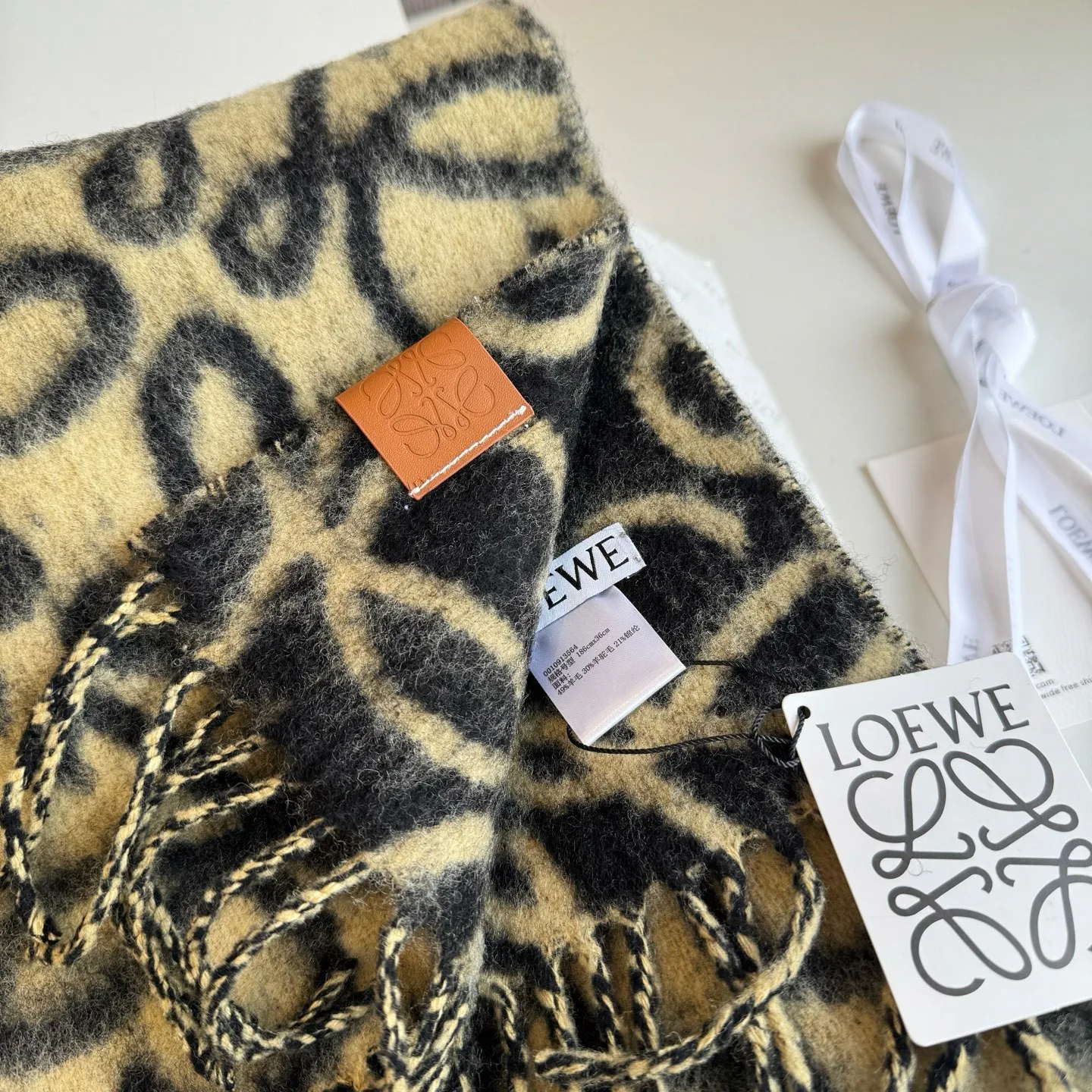 Шарфы Loewe 17901374