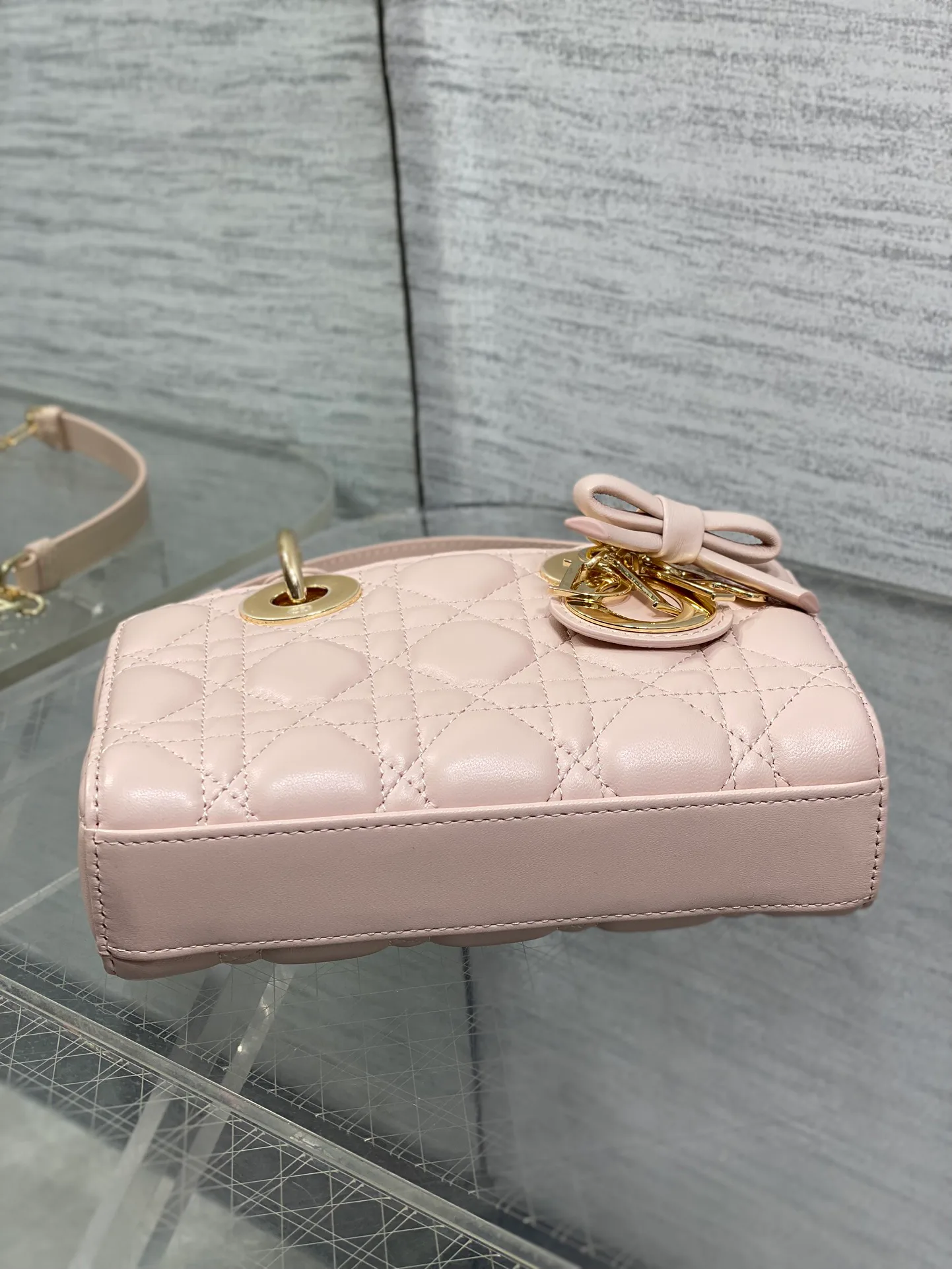 Классические Сумки Женские Christian Dior 11685166