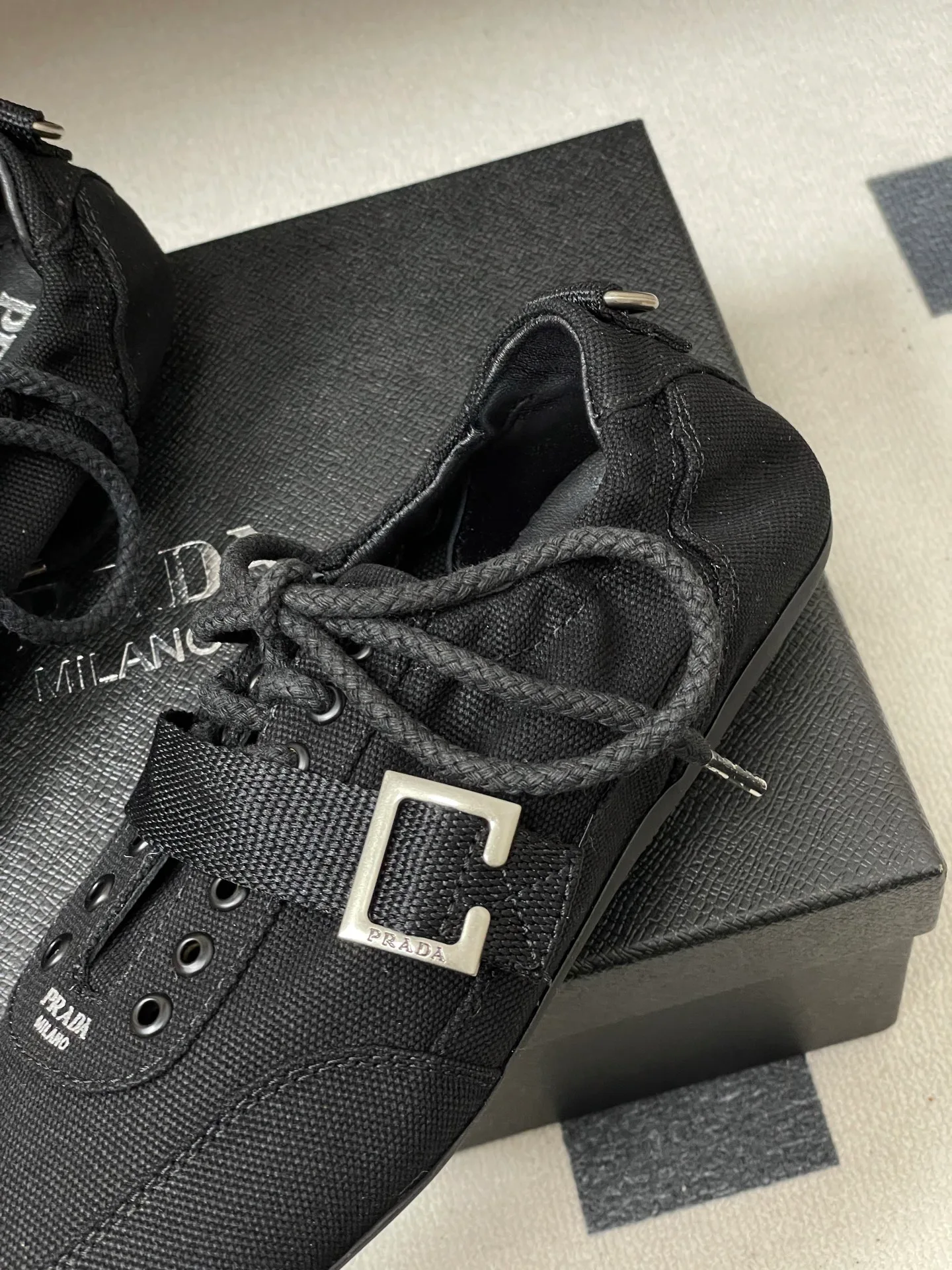 Кеды Женские Prada 9700307