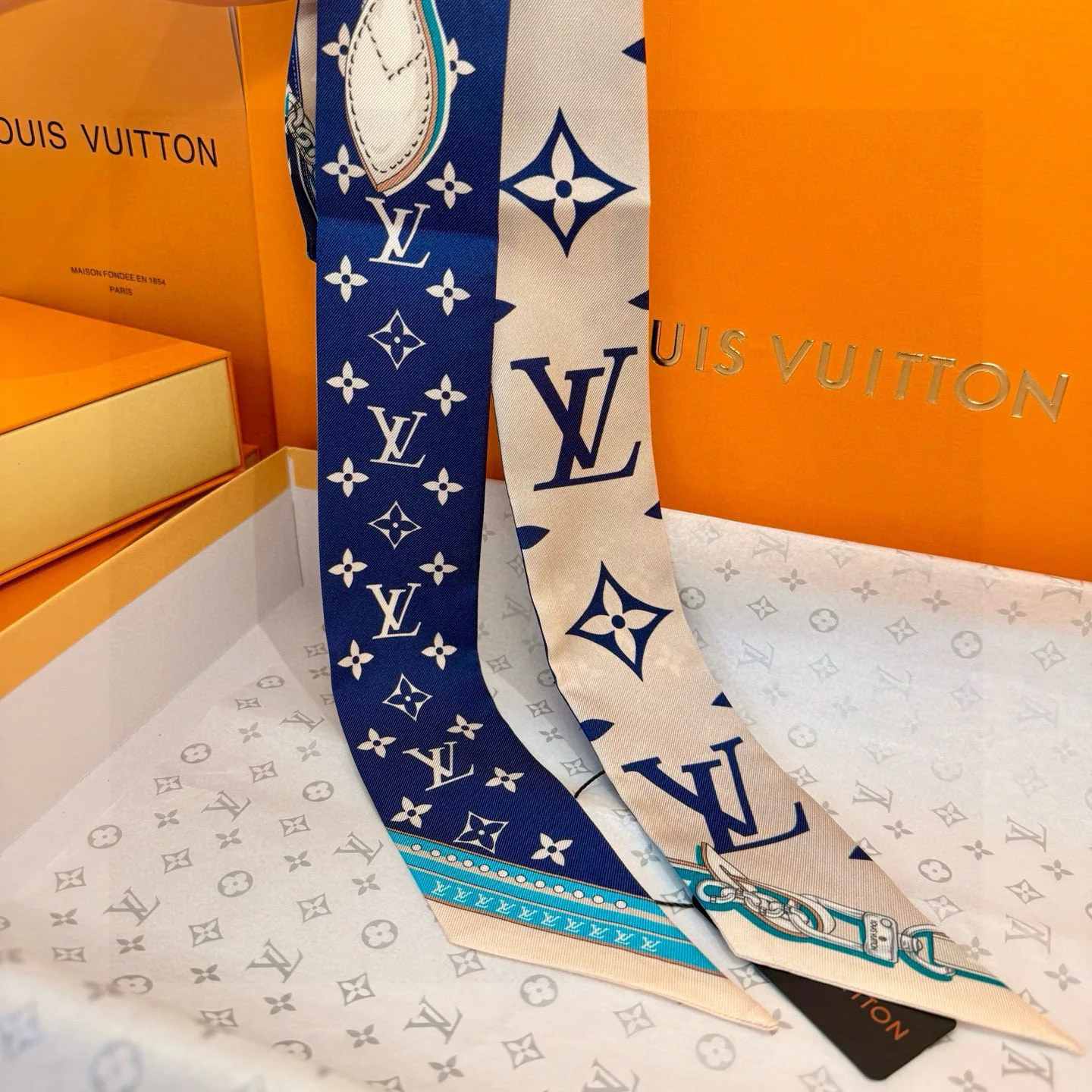 Платки Louis Vuitton 12918467