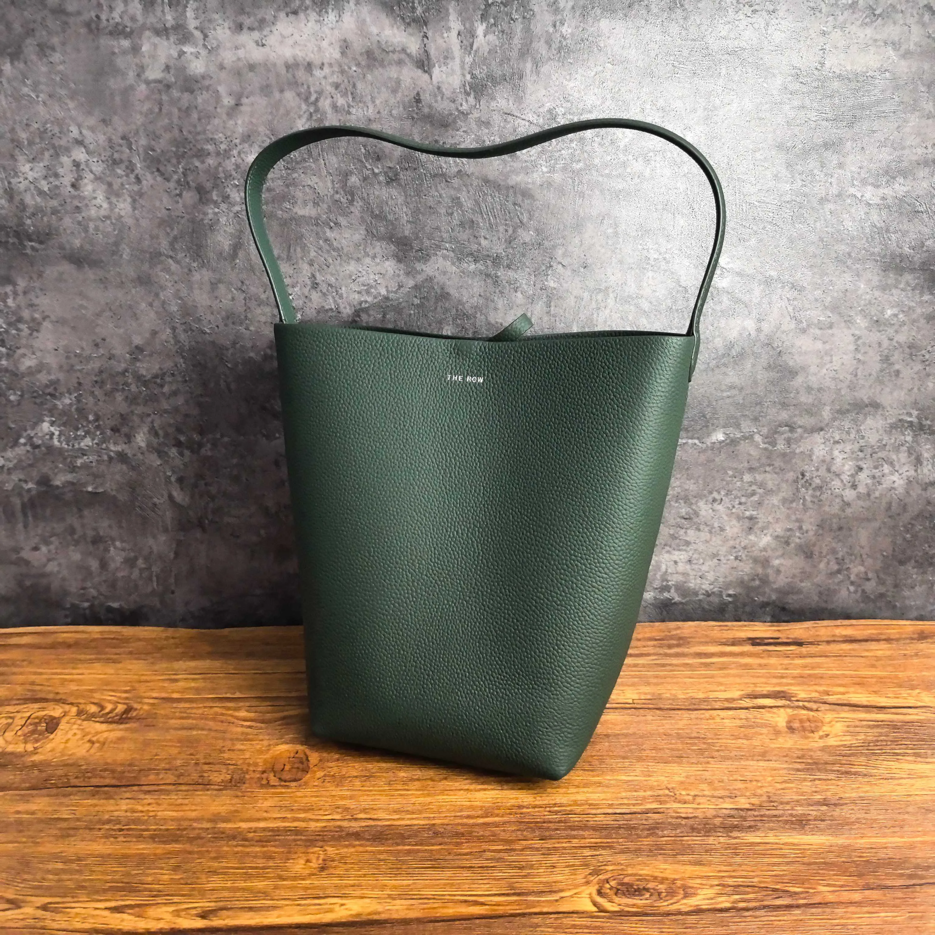 Классические Сумки Женские The Row 11603839