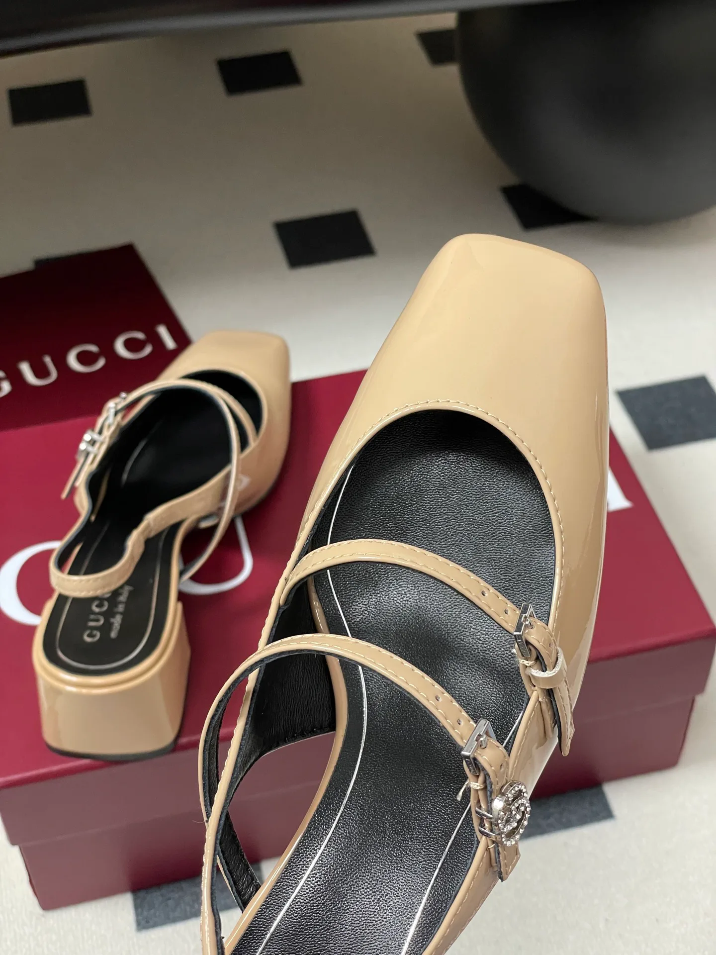 Туфли Женские Gucci 492095