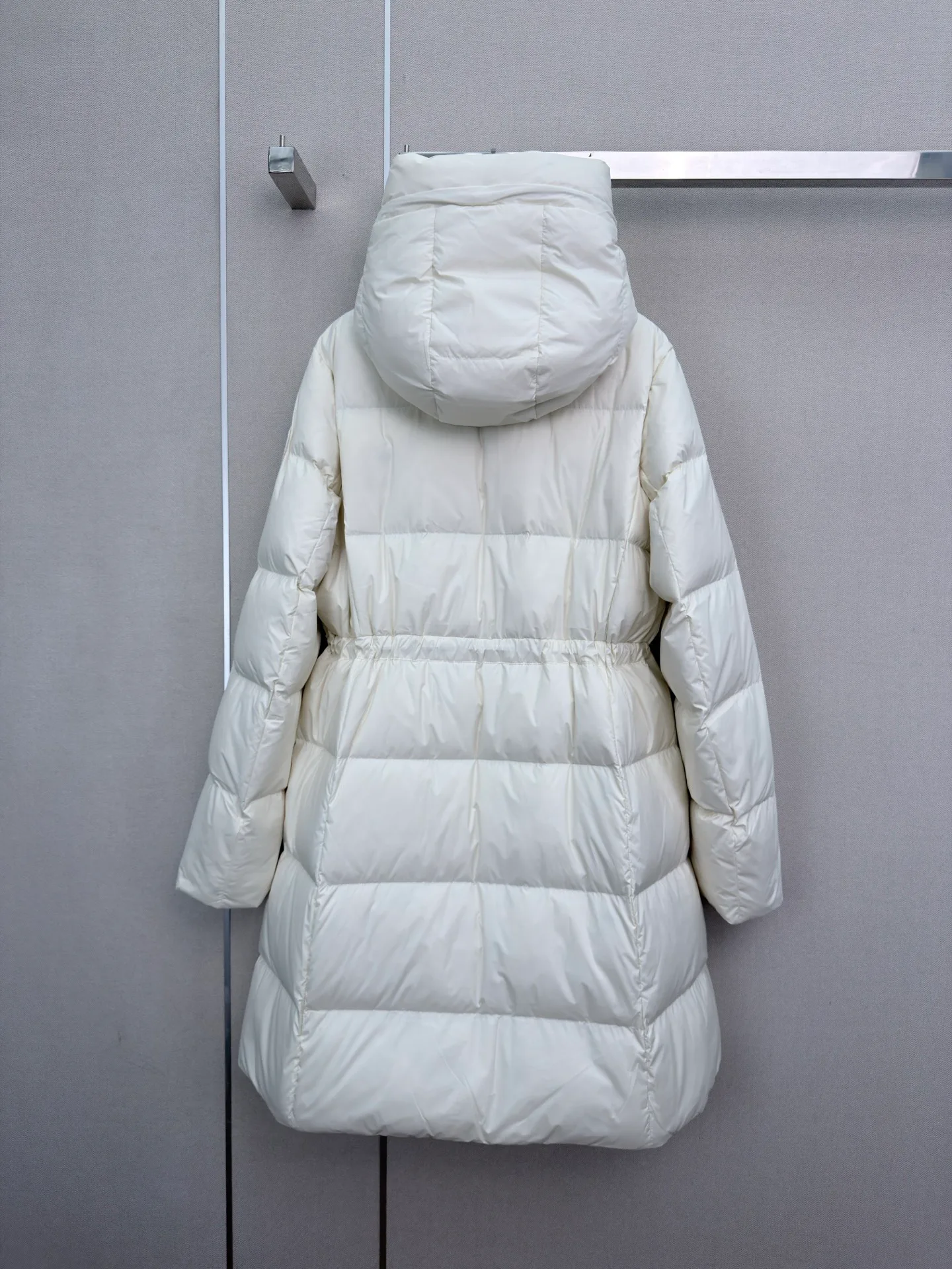 Куртки И Пуховики Женские Canada Goose 18600933