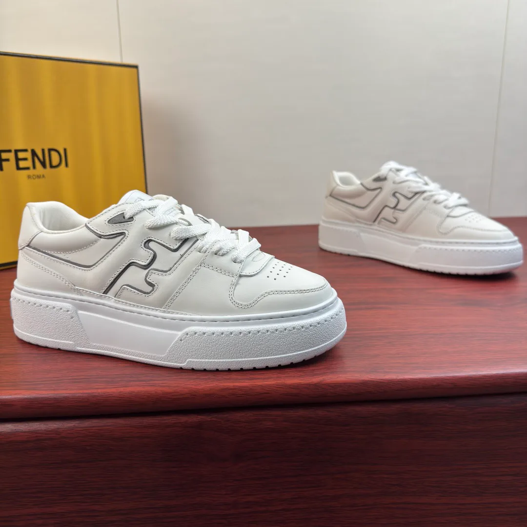 Кроссовки Женские Fendi 18119028