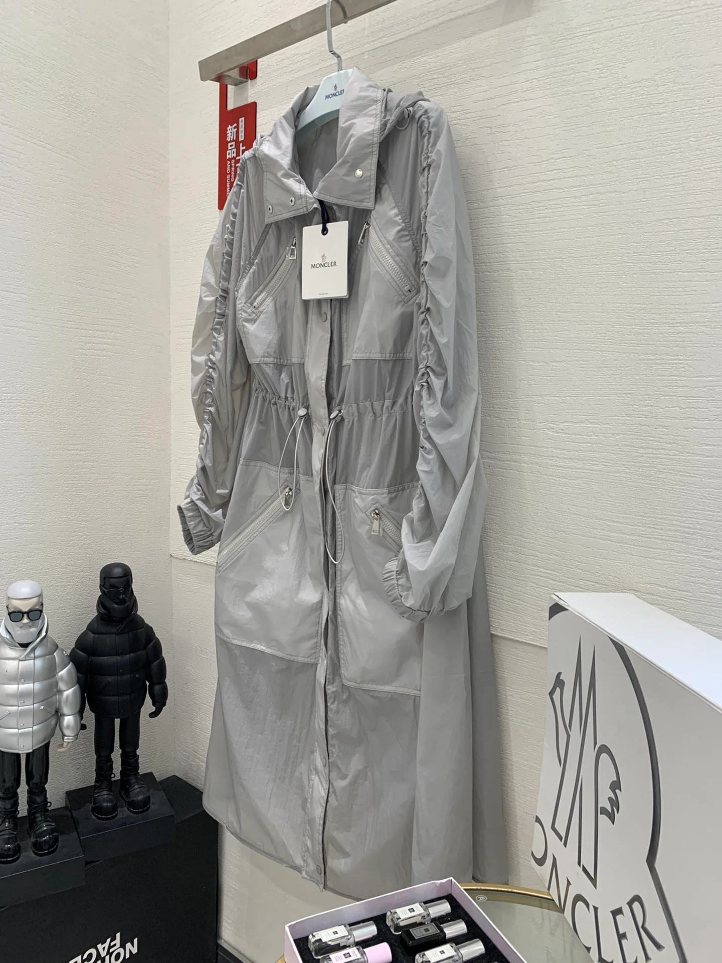 Куртки И Пуховики Женские Moncler 11520203