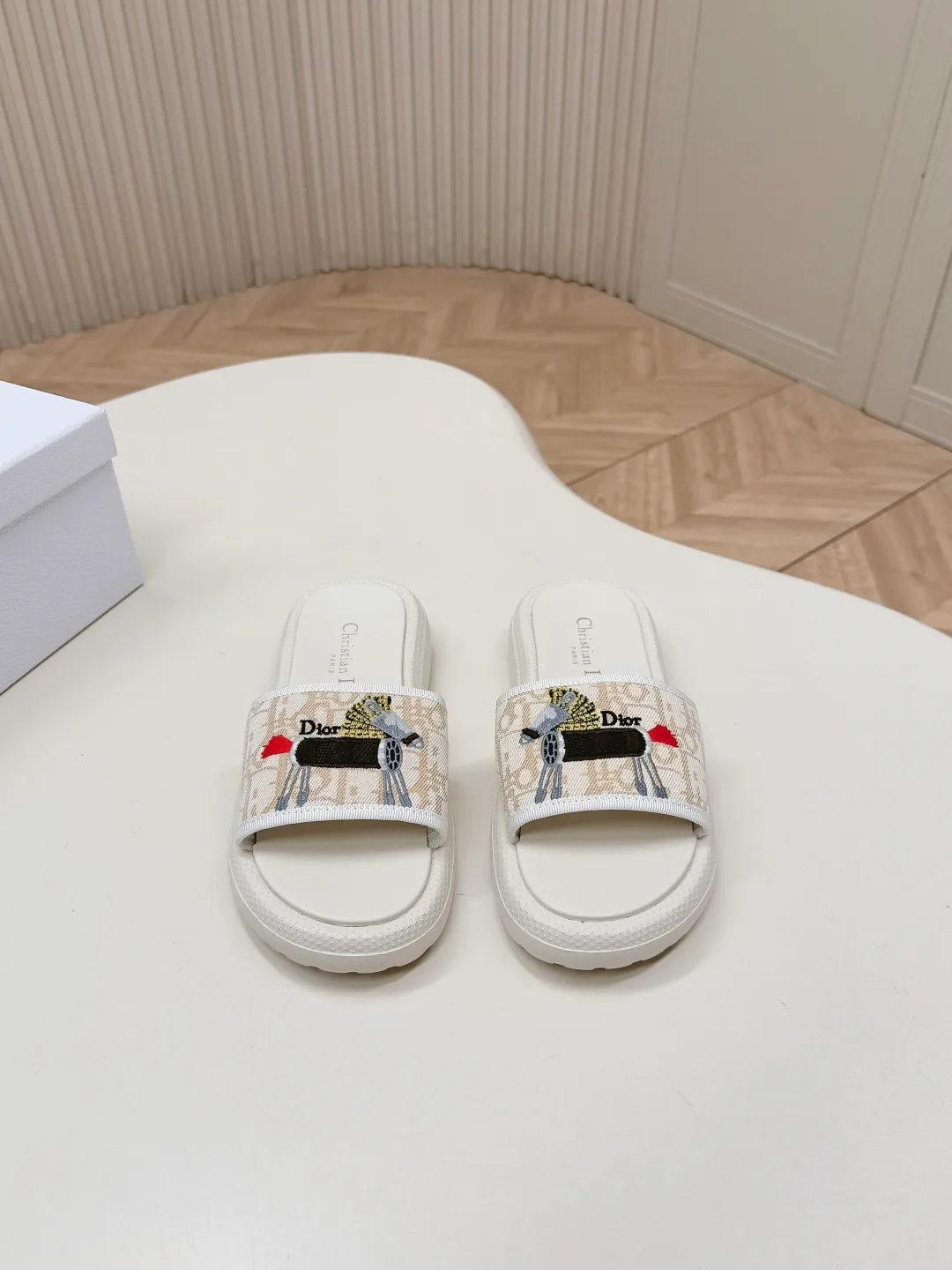 Шлепанцы Женские Christian Dior 11396564