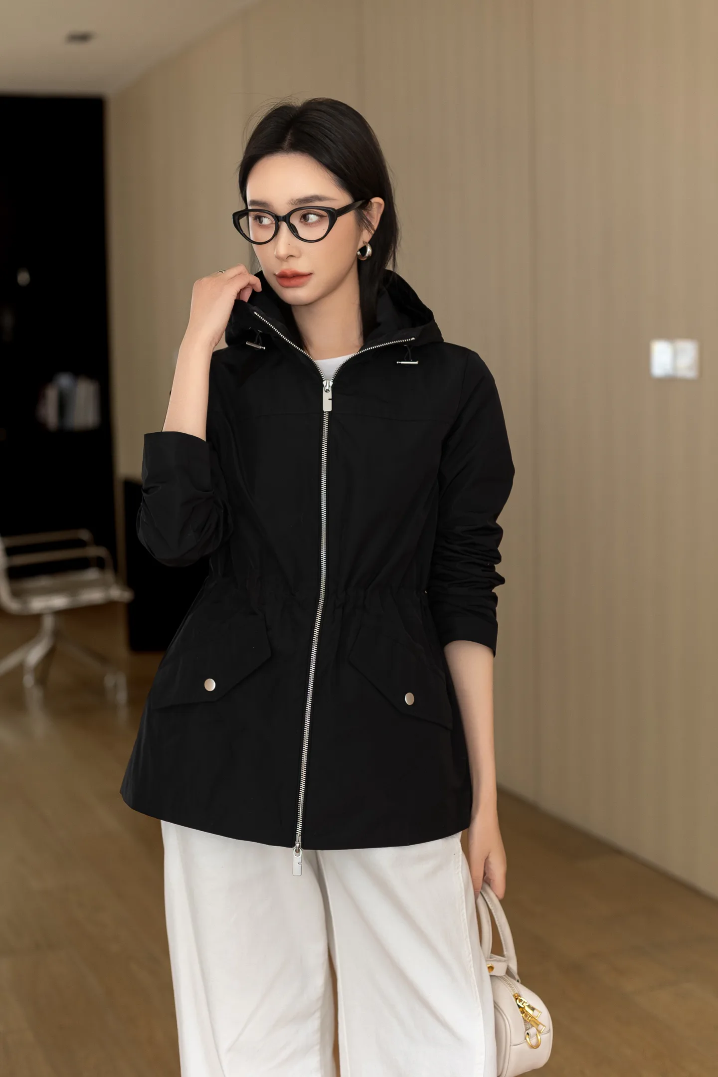 Куртки И Пуховики Женские Burberry 14224