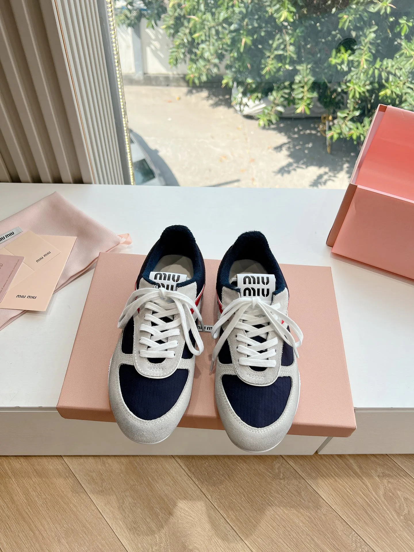 Кроссовки Женские Miu Miu 16992