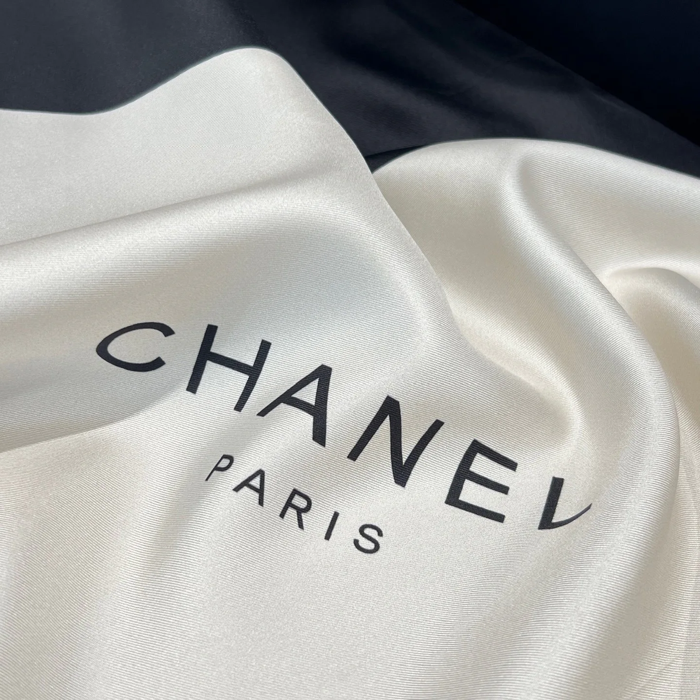 Платки Chanel 13327730