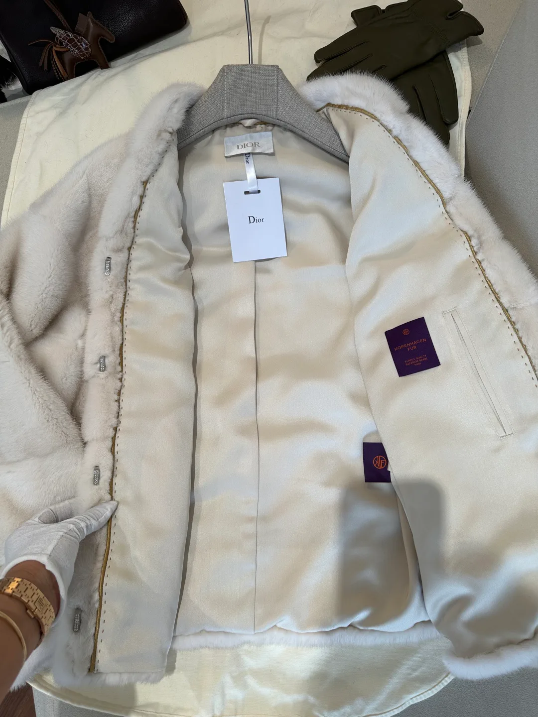 Шубы Женские Christian Dior 19282280