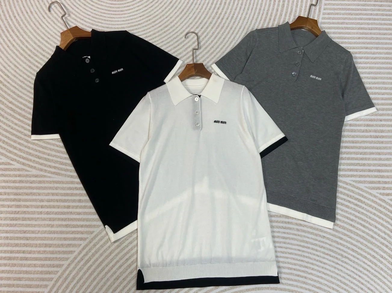 Футболки Женские Miu Miu 18274