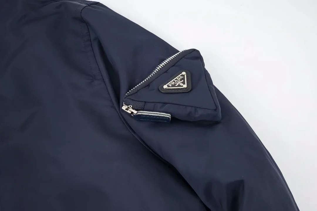 Куртки И Пуховики Мужские Prada 18215669