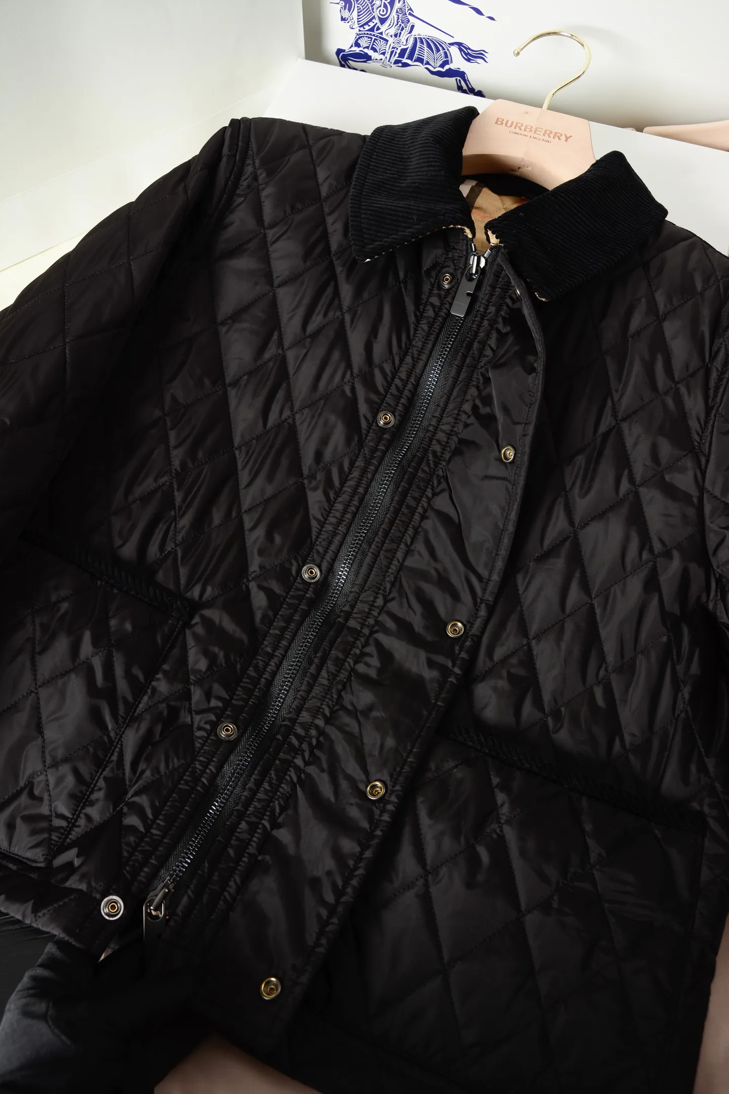 Куртки И Пуховики Женские Burberry 18513004