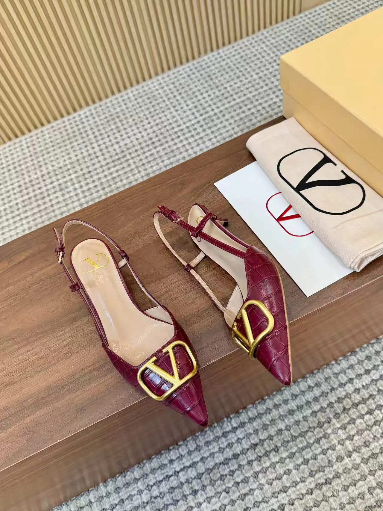 Босоножки Женские Valentino 12156377