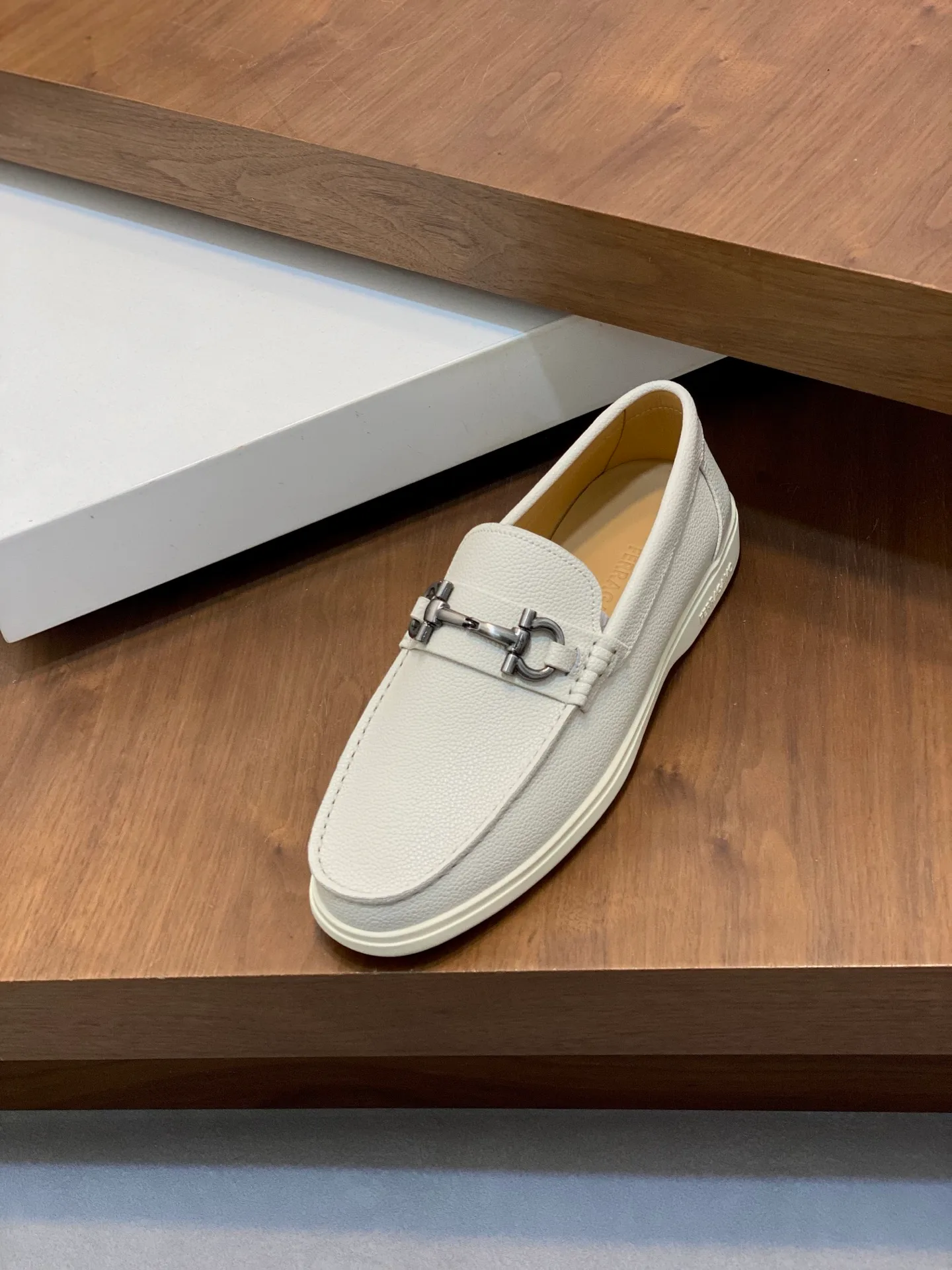 Лоферы И Туфли Мужские Salvatore Ferragamo 10615095