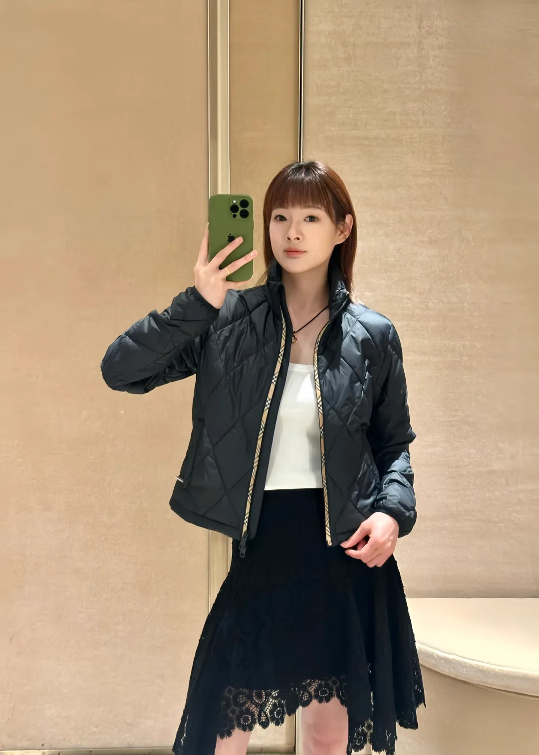 Куртки И Пуховики Женские Burberry 18380333