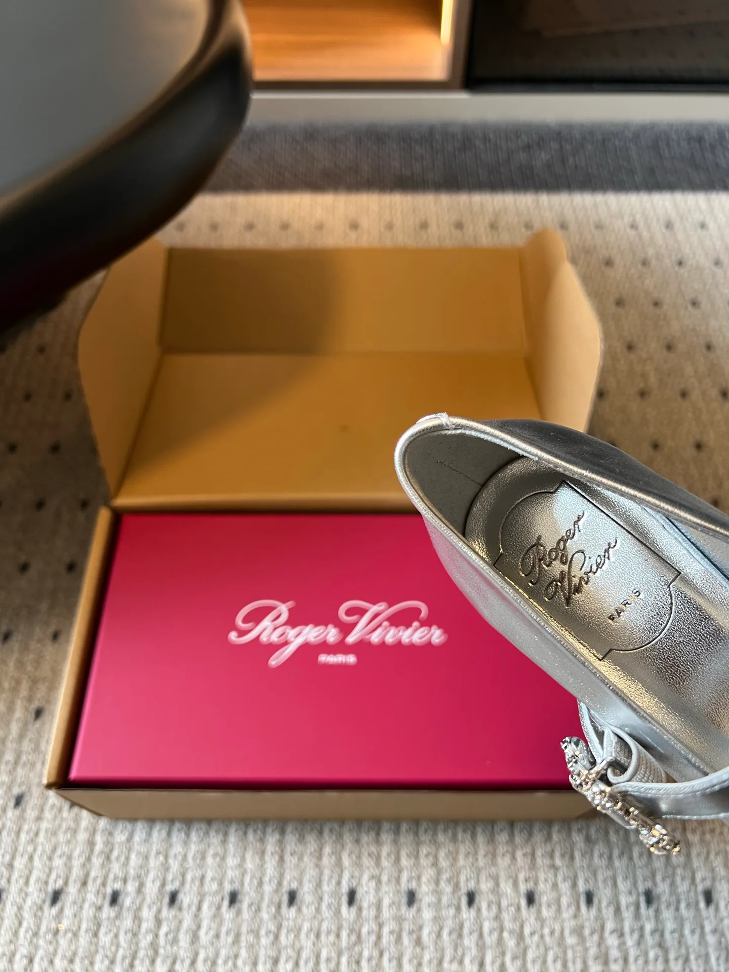 Туфли Женские Roger Vivier 17860673