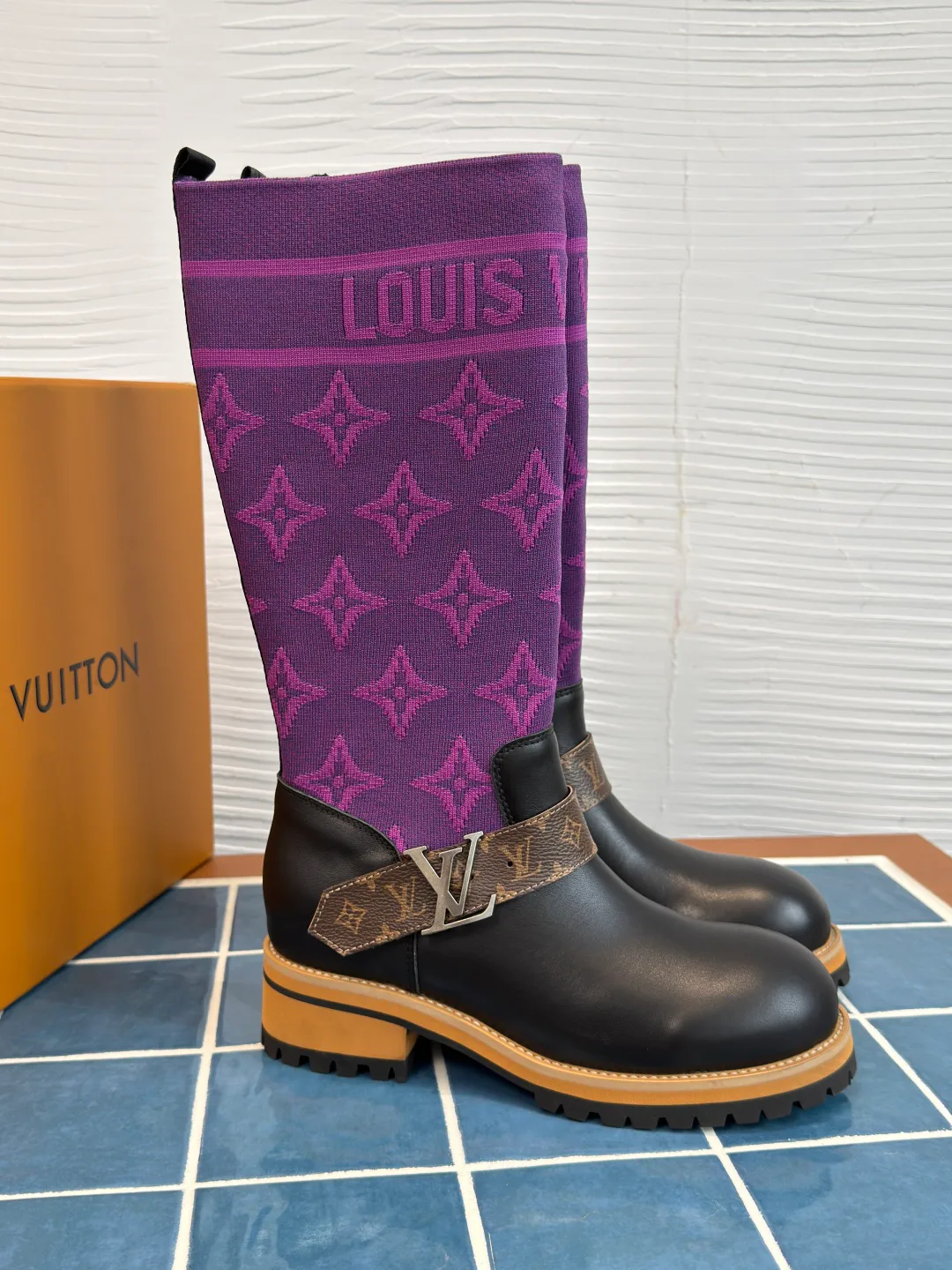Сапоги Женские Louis Vuitton 18252052