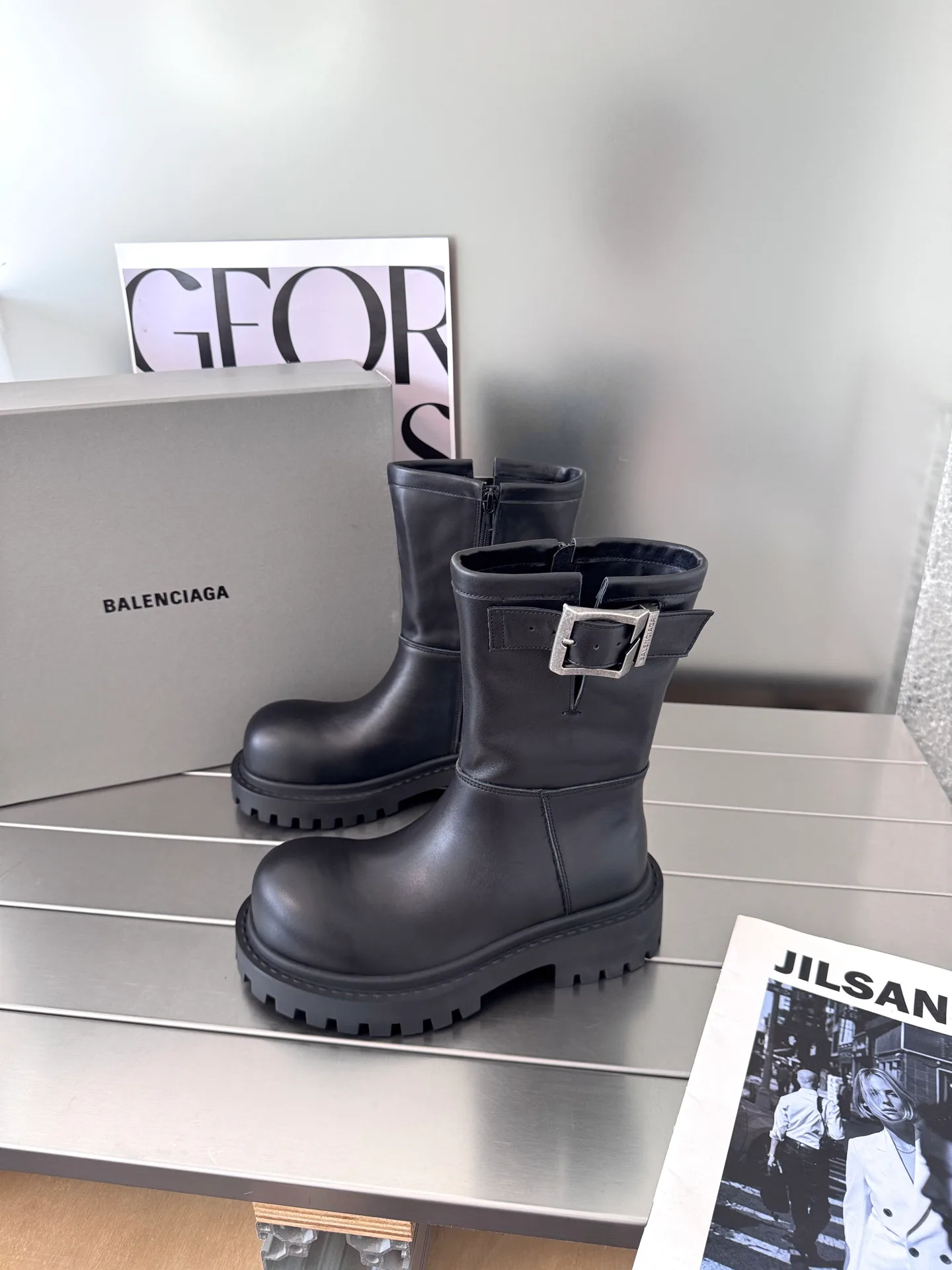 Ботинки Женские Balenciaga 17912860