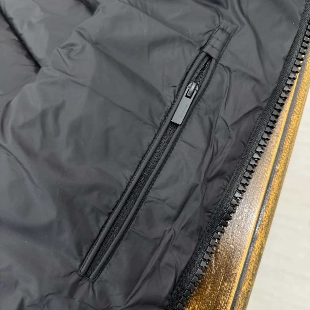 Жилеты Женские Moncler 18001983