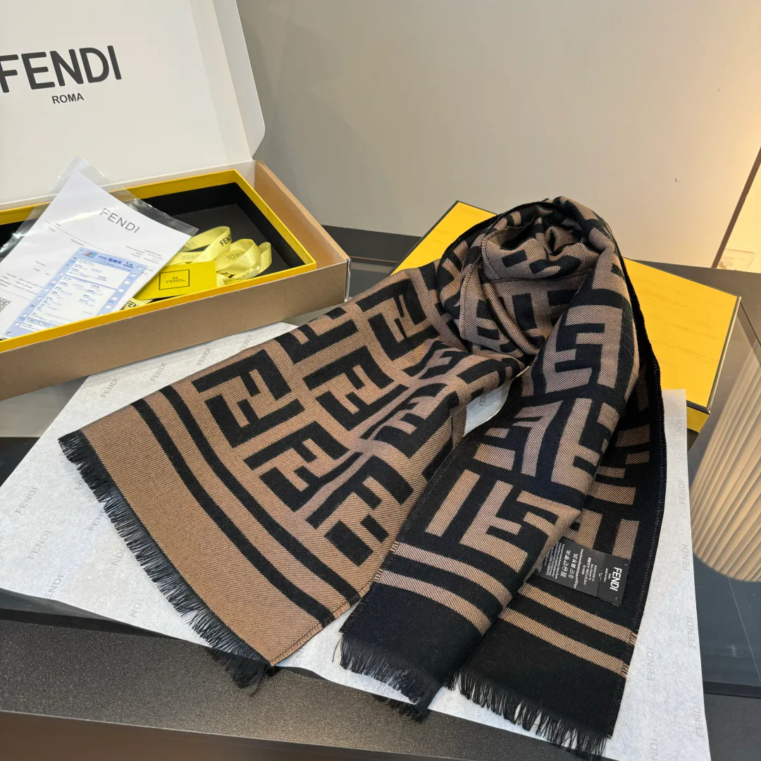 Шарфы Fendi 18275047