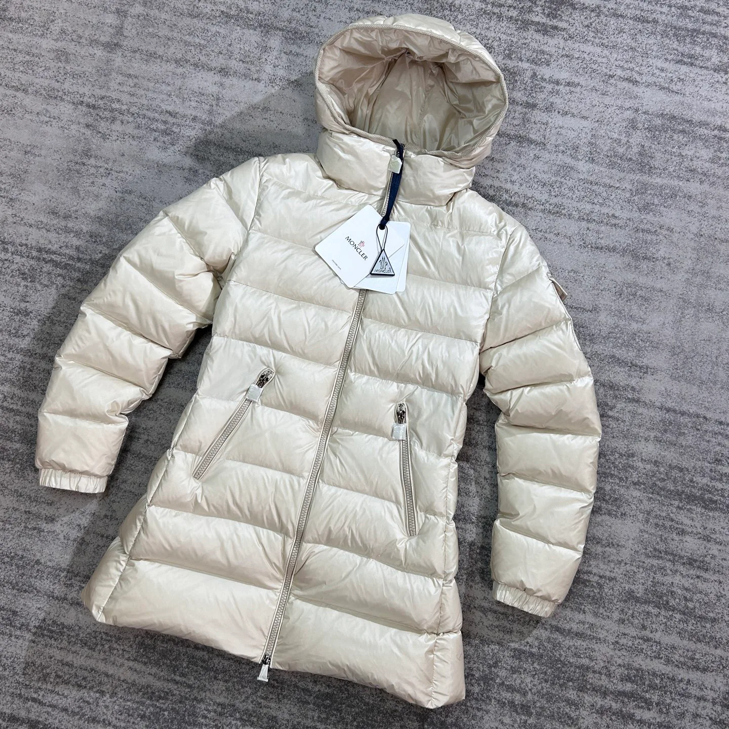 Куртки И Пуховики Женские Moncler 18134515