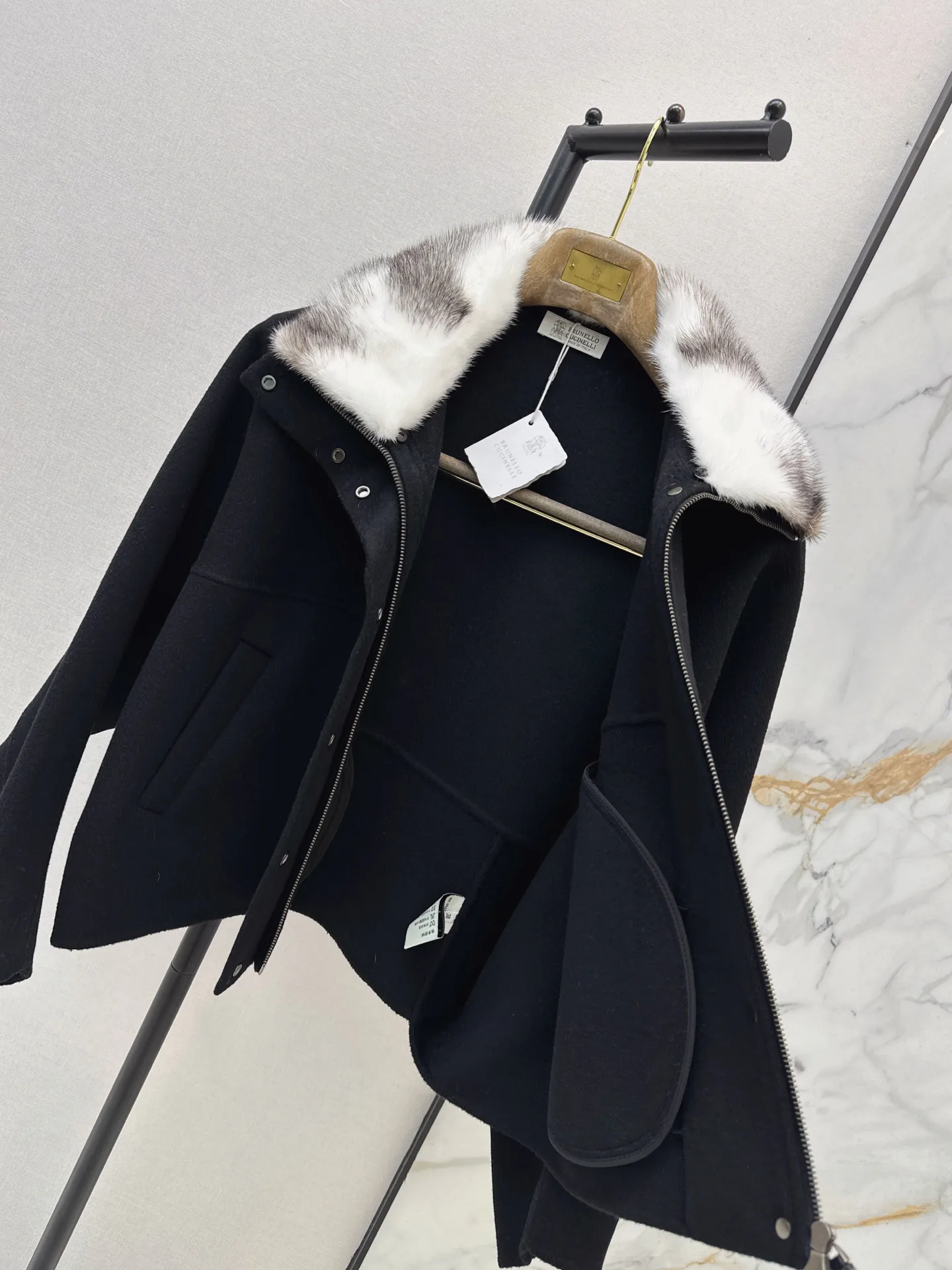 Куртки И Пуховики Женские Brunello Cucinelli 19485383