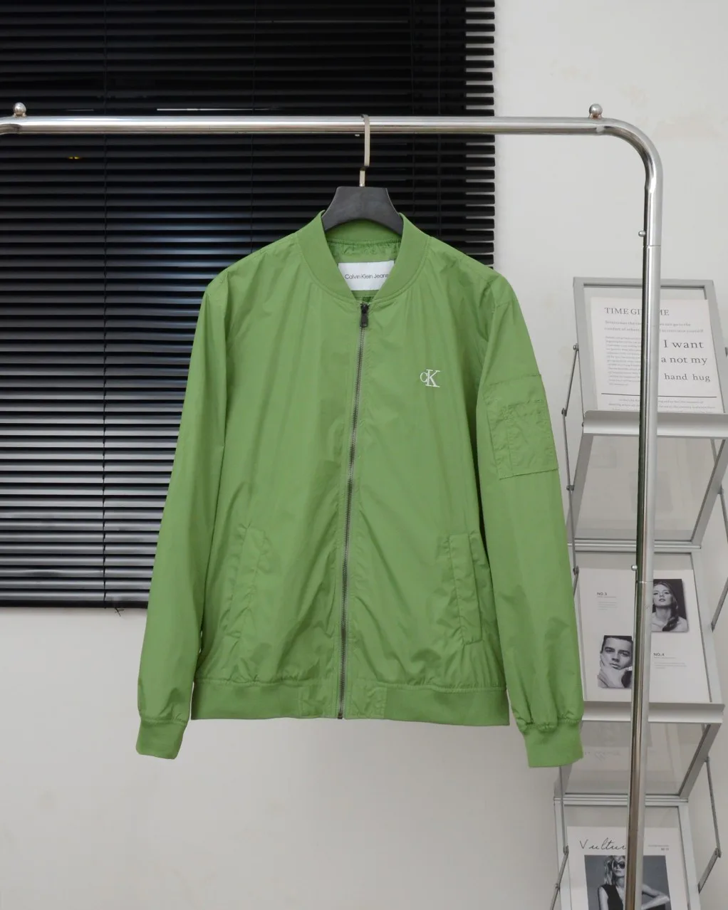 Куртки И Пуховики Мужские Calvin Klein 11109229