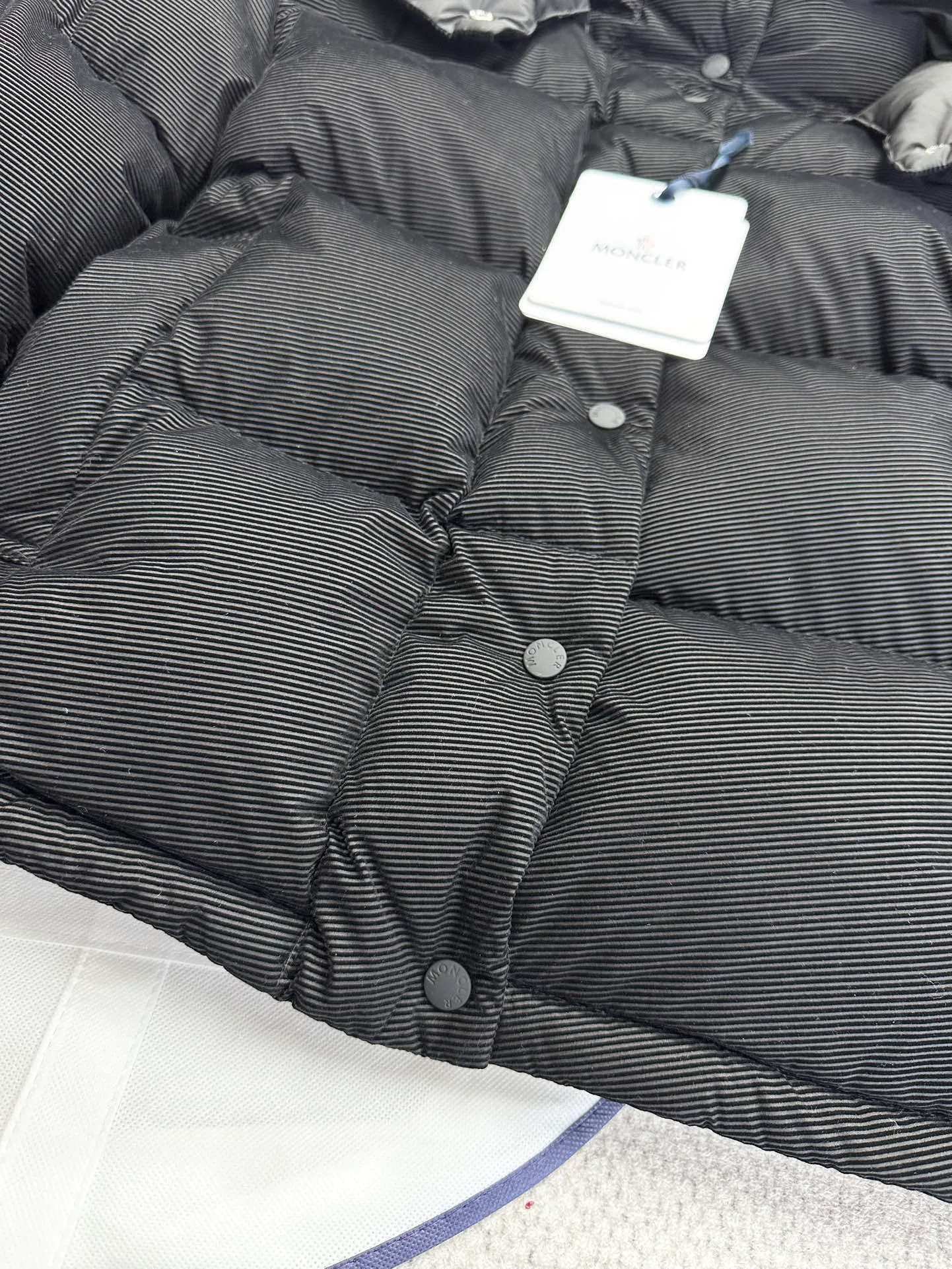 Куртки И Пуховики Женские Moncler 4627467