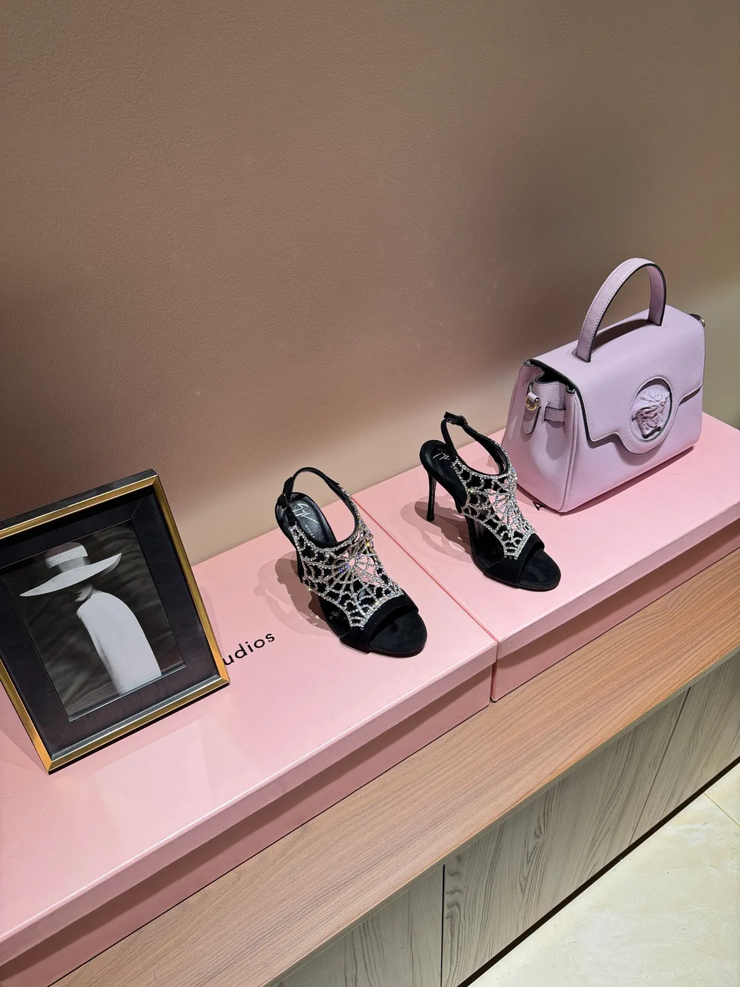 Босоножки Женские Giuseppe Zanotti 13183691