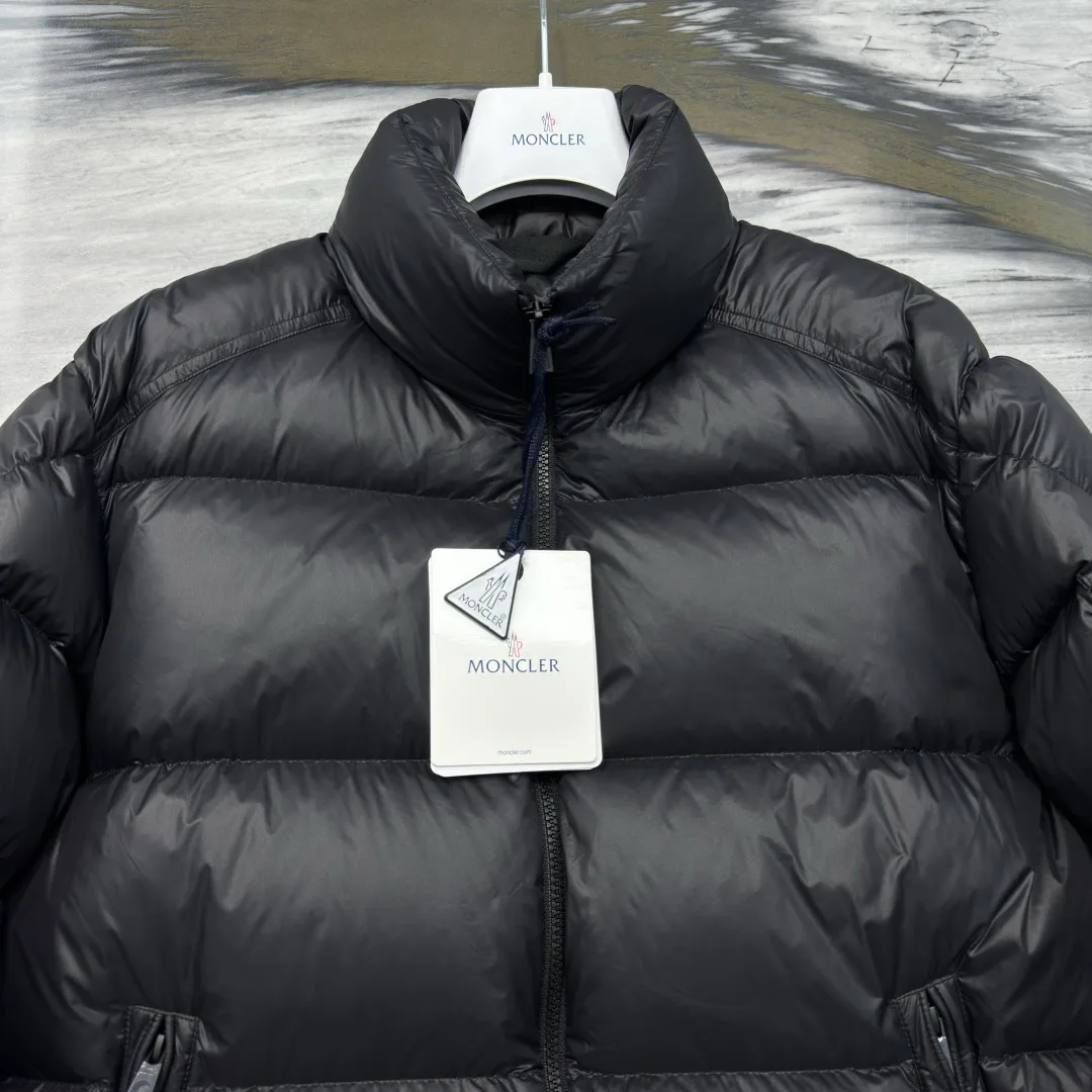 Куртки И Пуховики Мужские Moncler 17927103