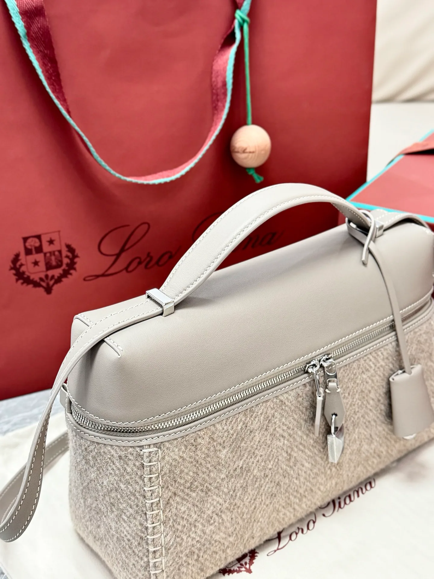 Классические Сумки Женские Loro Piana 17565042