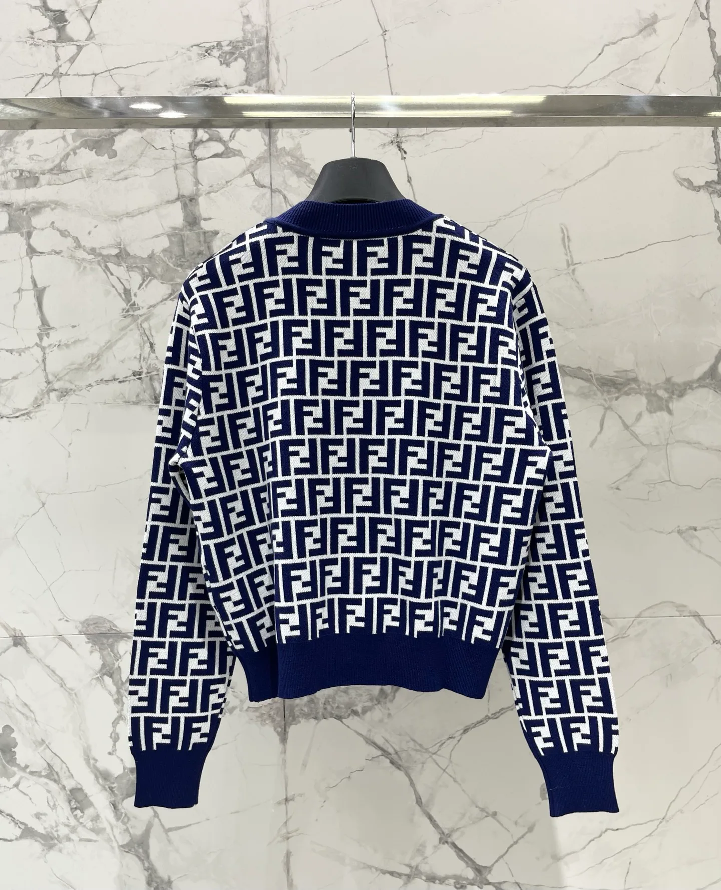 Джемперы И Свитеры Женские Fendi 18211655