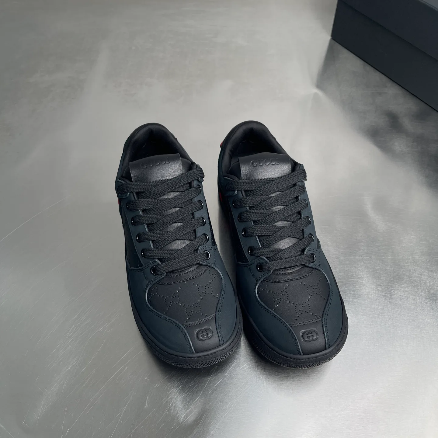 Кроссовки Женские Gucci 18535747