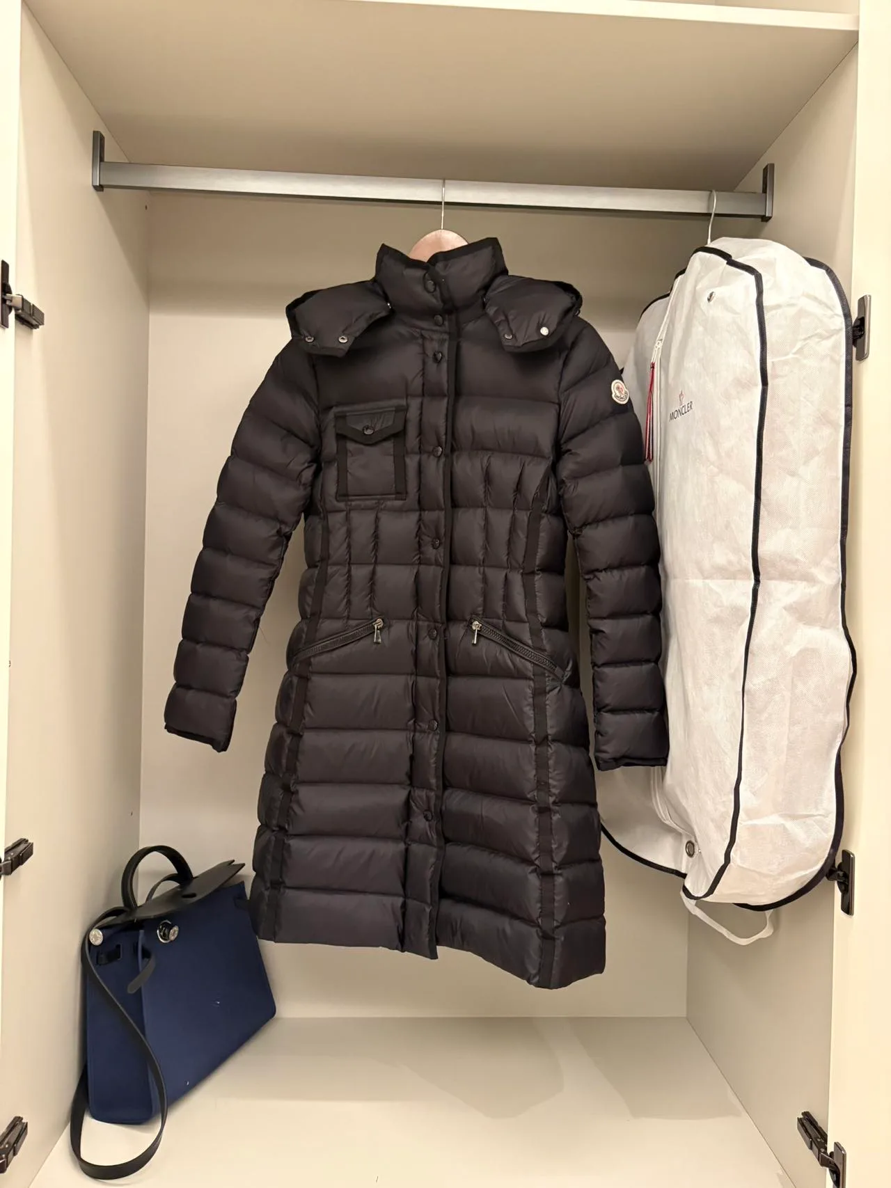 Куртки И Пуховики Женские Moncler 18198734
